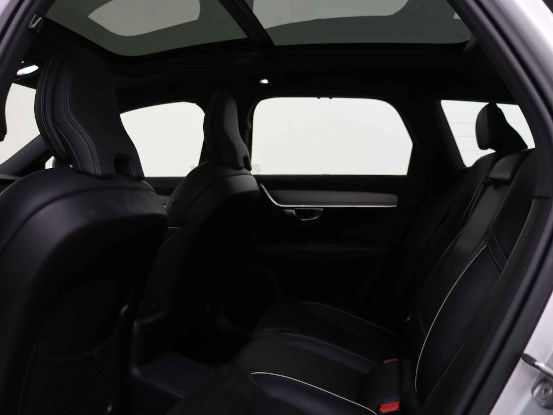 Volvo V90 2.0 T6 AWD R-Design | 360°-camera | Head-Up Display | Harman & K - 9/36