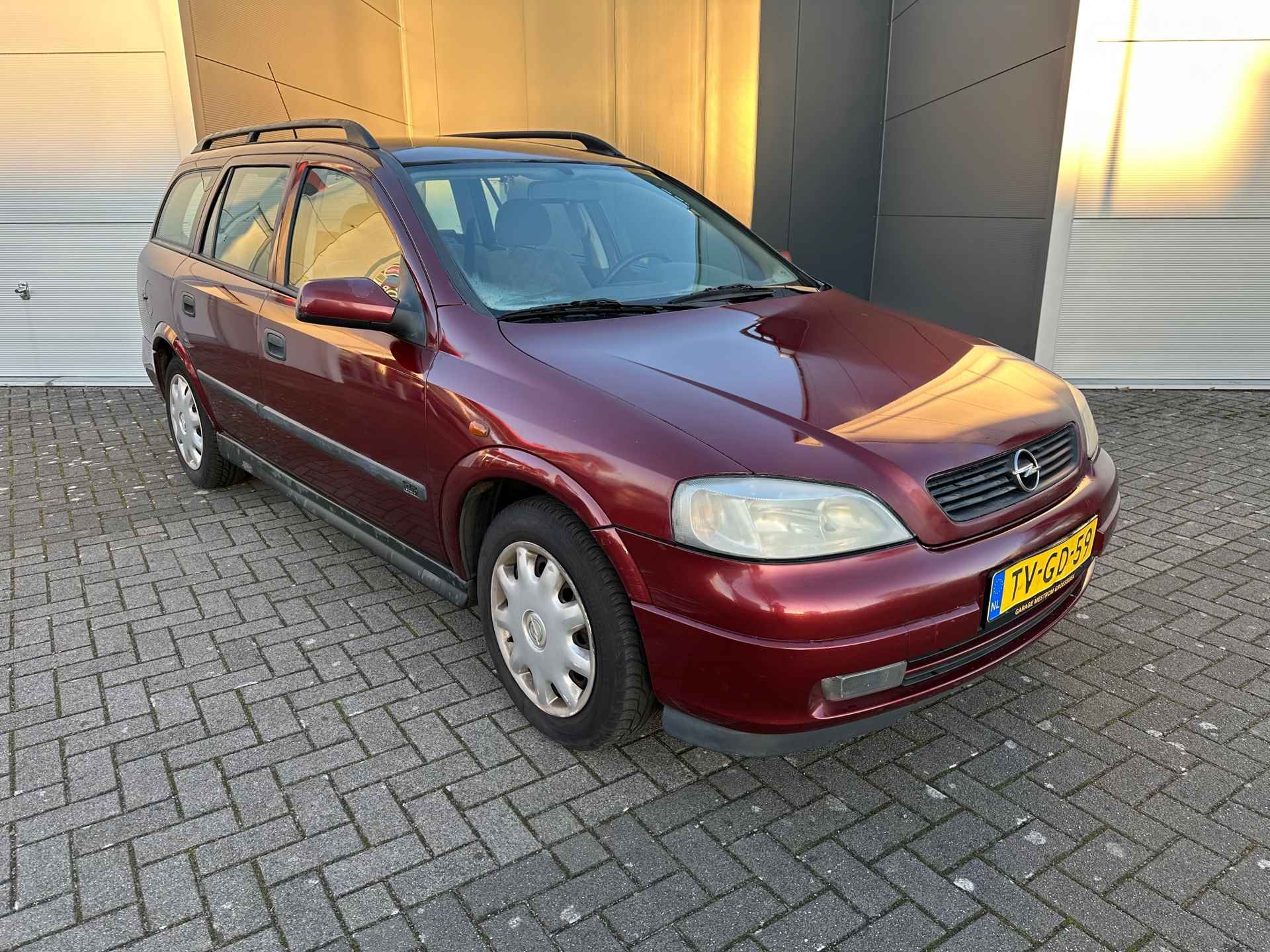 Opel Astra Wagon 1.8-16V CDX - 6/26