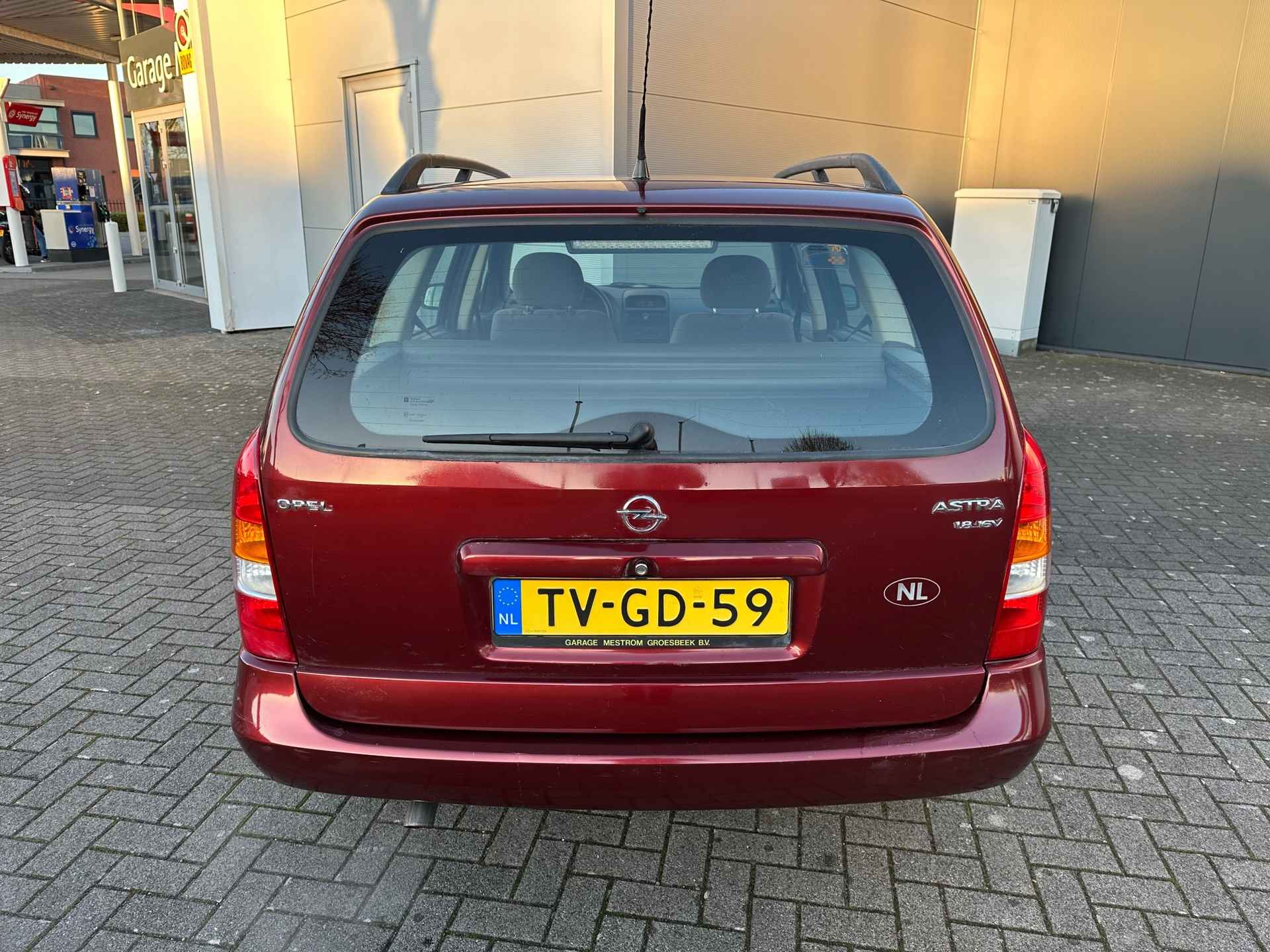 Opel Astra Wagon 1.8-16V CDX - 7/26