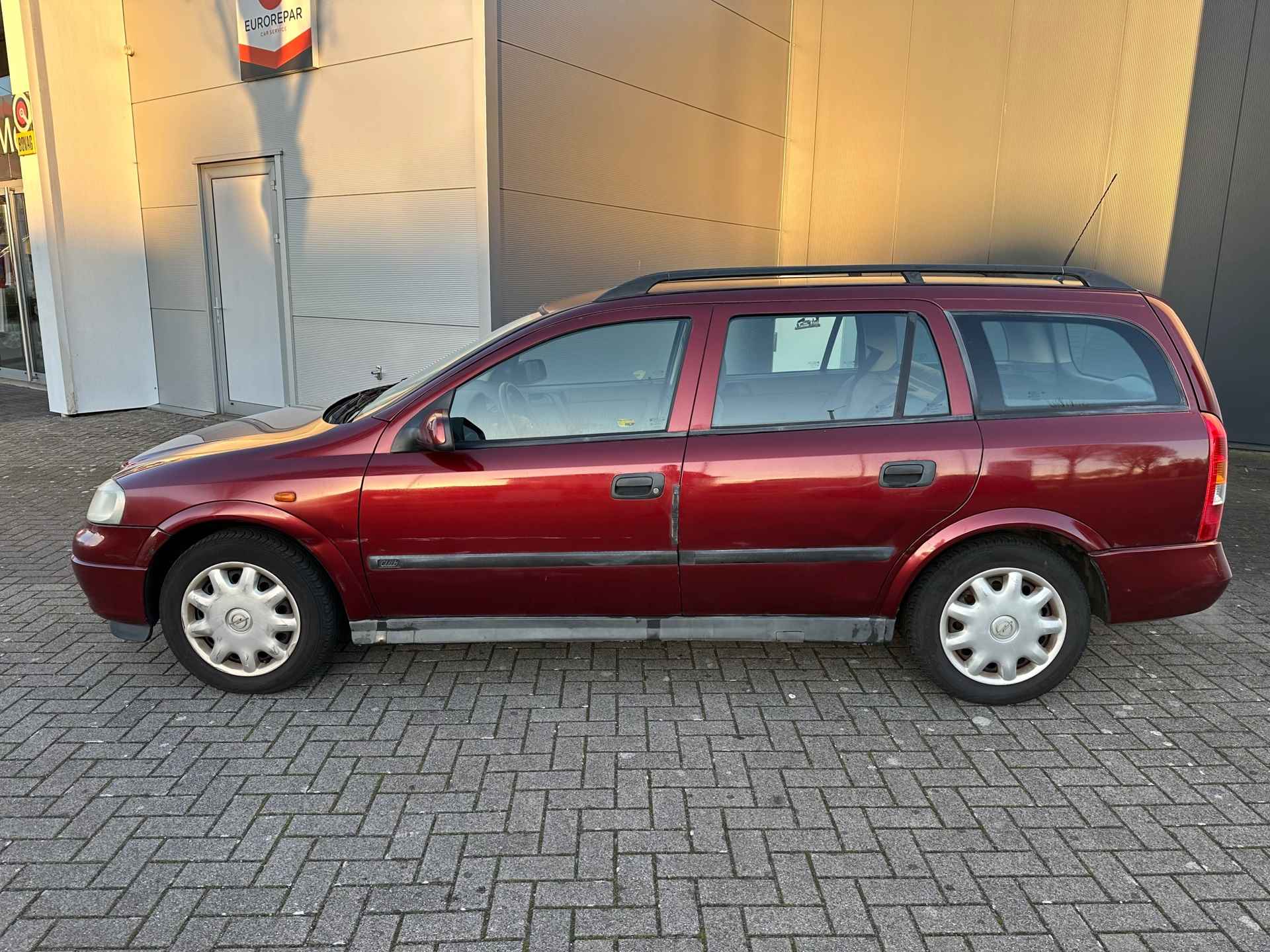 Opel Astra Wagon 1.8-16V CDX - 11/26