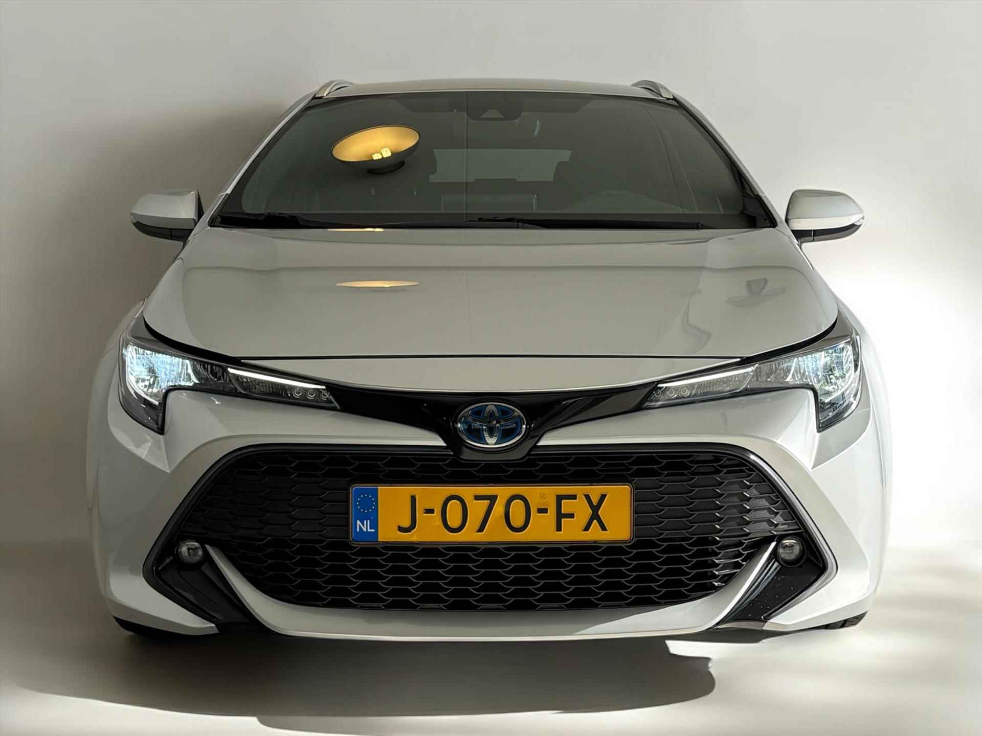 TOYOTA Corolla Touring Sports 1.8 Hybrid 122pk Business Plus AUTOMAAT CAMERA LMV WINTERPACK LED - 9/27