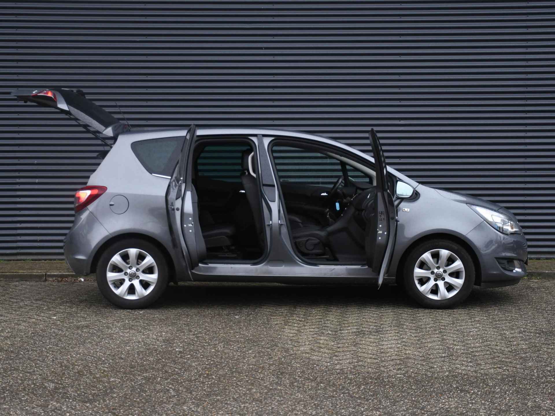 Opel Meriva Blitz 1.4 Turbo 120pk STOEL/STUURVERWARMING | CRUISE | 16''LM | NAVI | CLIMA | PRIVACY GLASS - 24/25