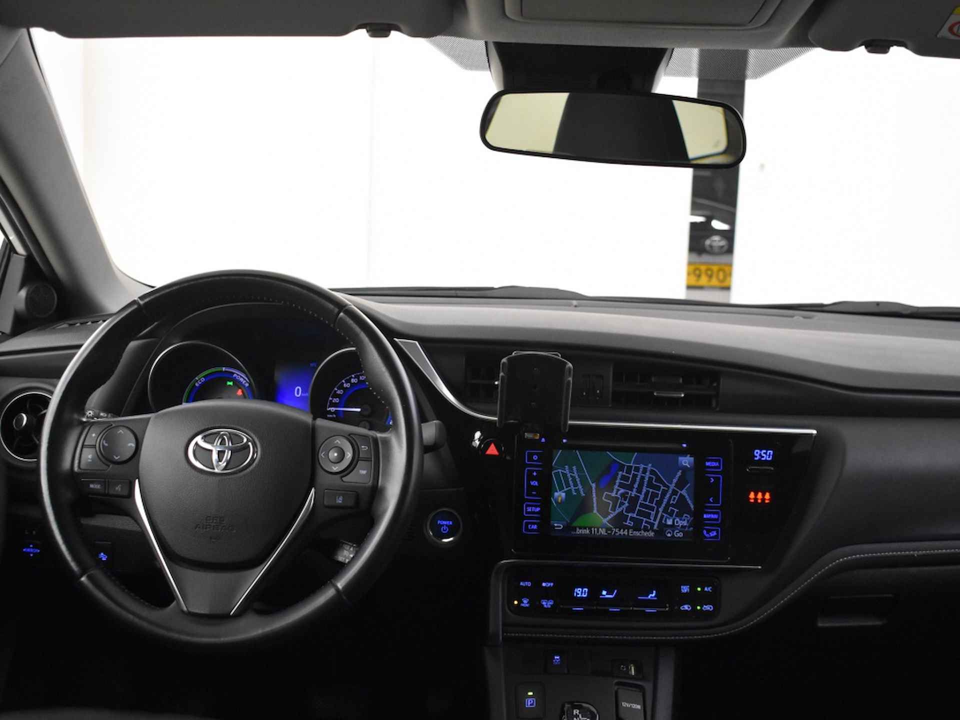 Toyota Auris Touring Sports 1.8 Hybrid Dynamic | Navigatie - 16/29