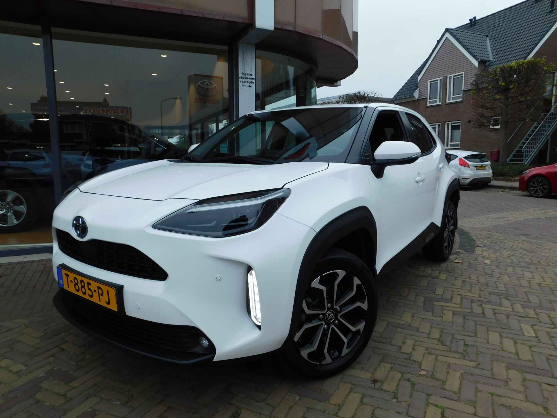 Toyota Yaris Cross 1.5 Hybrid Dynamic | Parkeersensoren | Stoel + Stuurverwarming | - 13/44