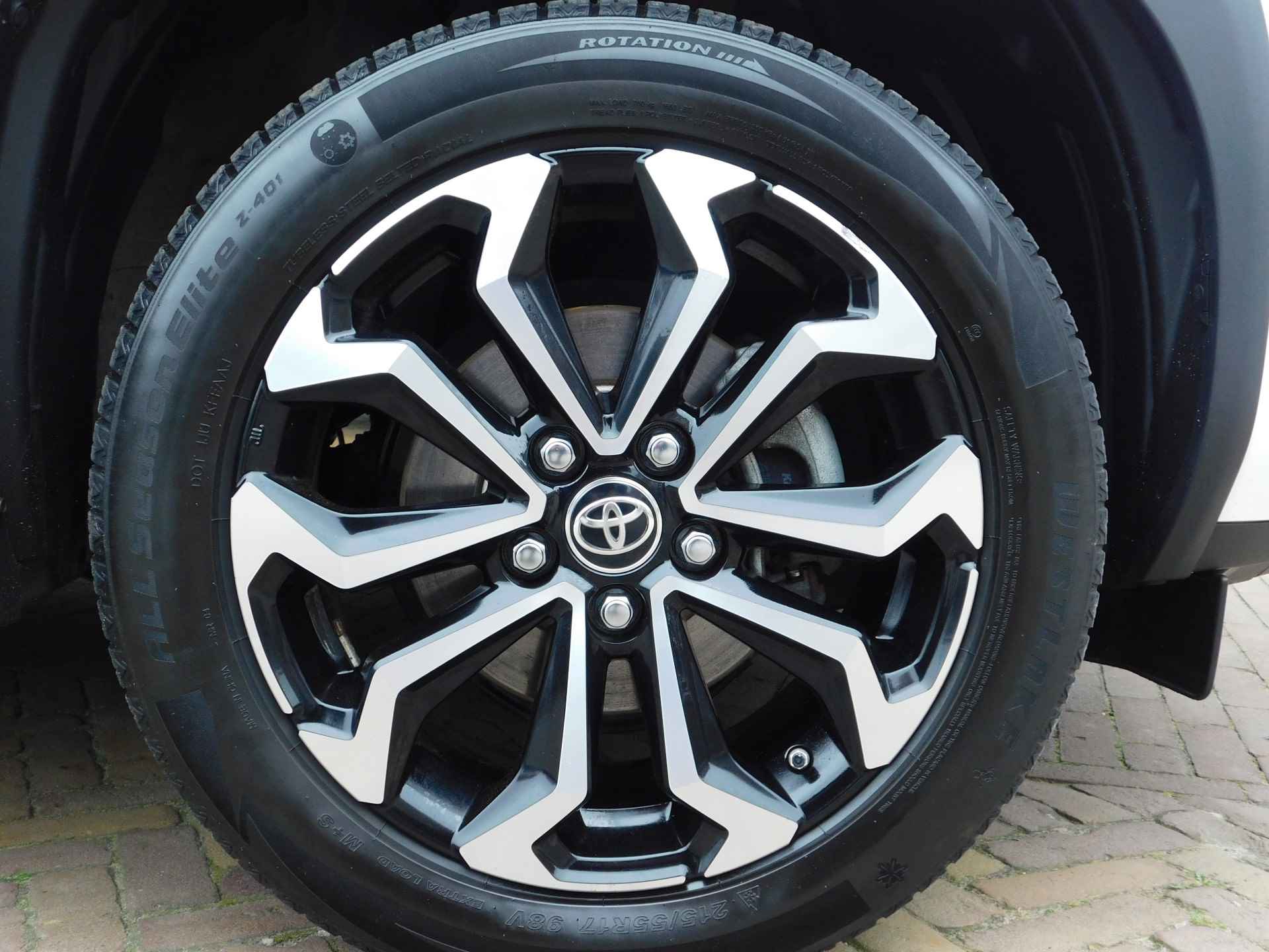 Toyota Yaris Cross 1.5 Hybrid Dynamic | Parkeersensoren | Stoel + Stuurverwarming | - 44/44