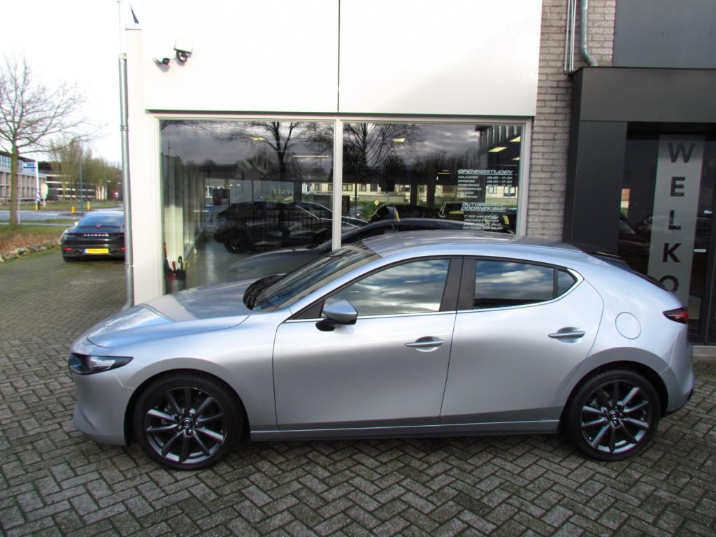 MAZDA 3 2.0 Skyactiv-X 180pk 6MT Comfort BOSE All Season