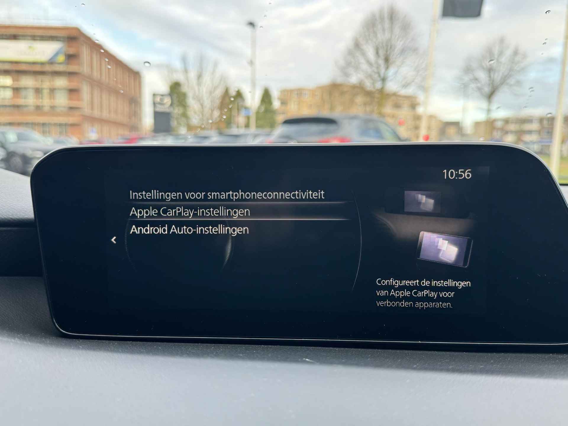 Mazda 3 Sedan Automaat 2.0 e-Sky-X 186 Comfort /Dealeronderhouden/Afn. Trekhaak/Navi/HUD/Keyless/ECC/CarPlay/18 inch LMV Black - 19/28