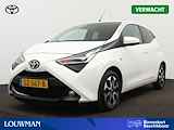 Toyota Aygo 5-deurs 1.0 VVT-i x-first | Airco | Achteruitrijcamera | Apple CarPlay / Android Auto | Lichtmetalen velgen |