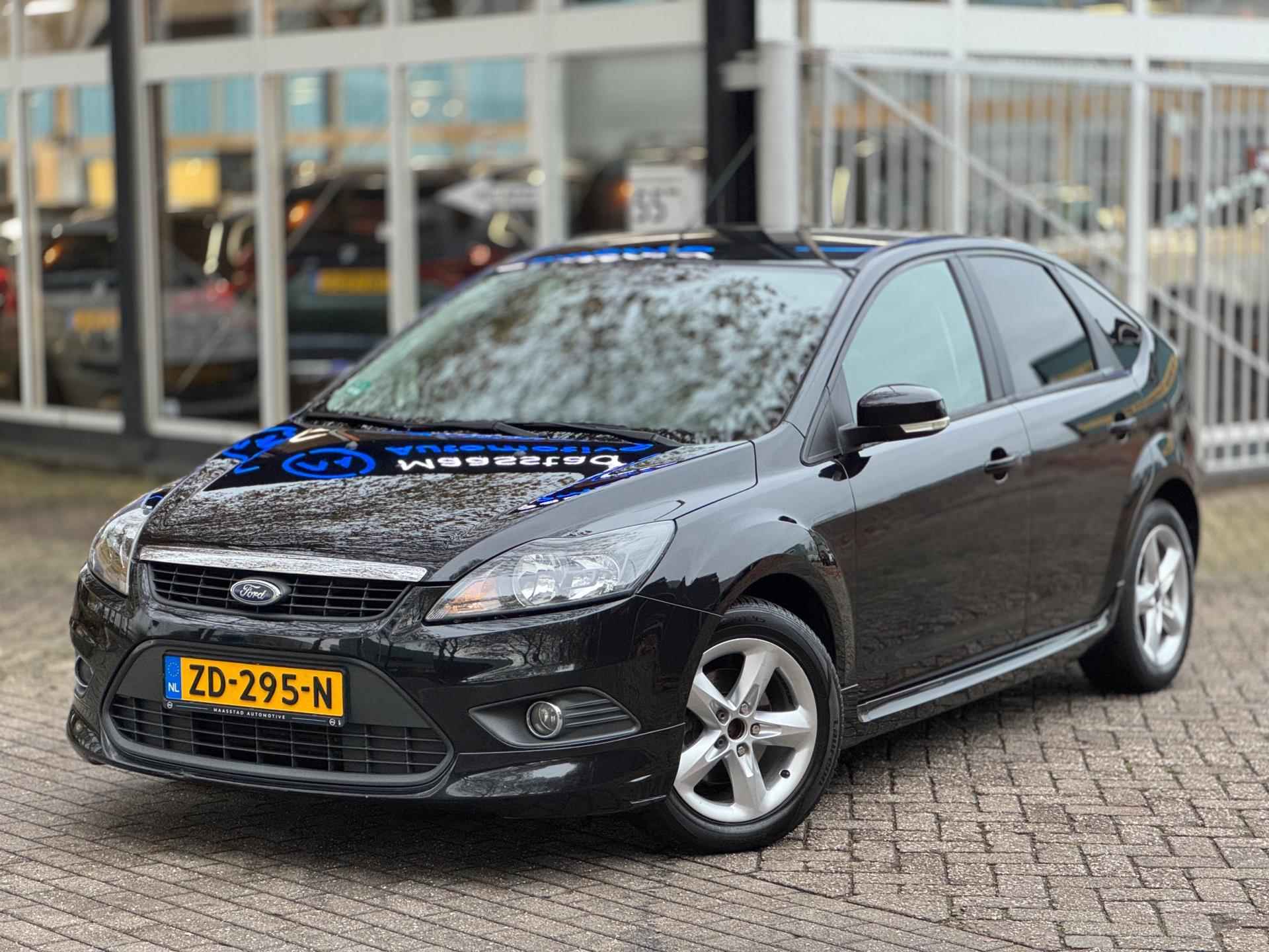 Ford Focus 1.6 Ghia|RS-uitvoering|Cruise|Unieke uitvoering|Half leder|Facelift|APK bij aflevering|Armsteun - 2/47