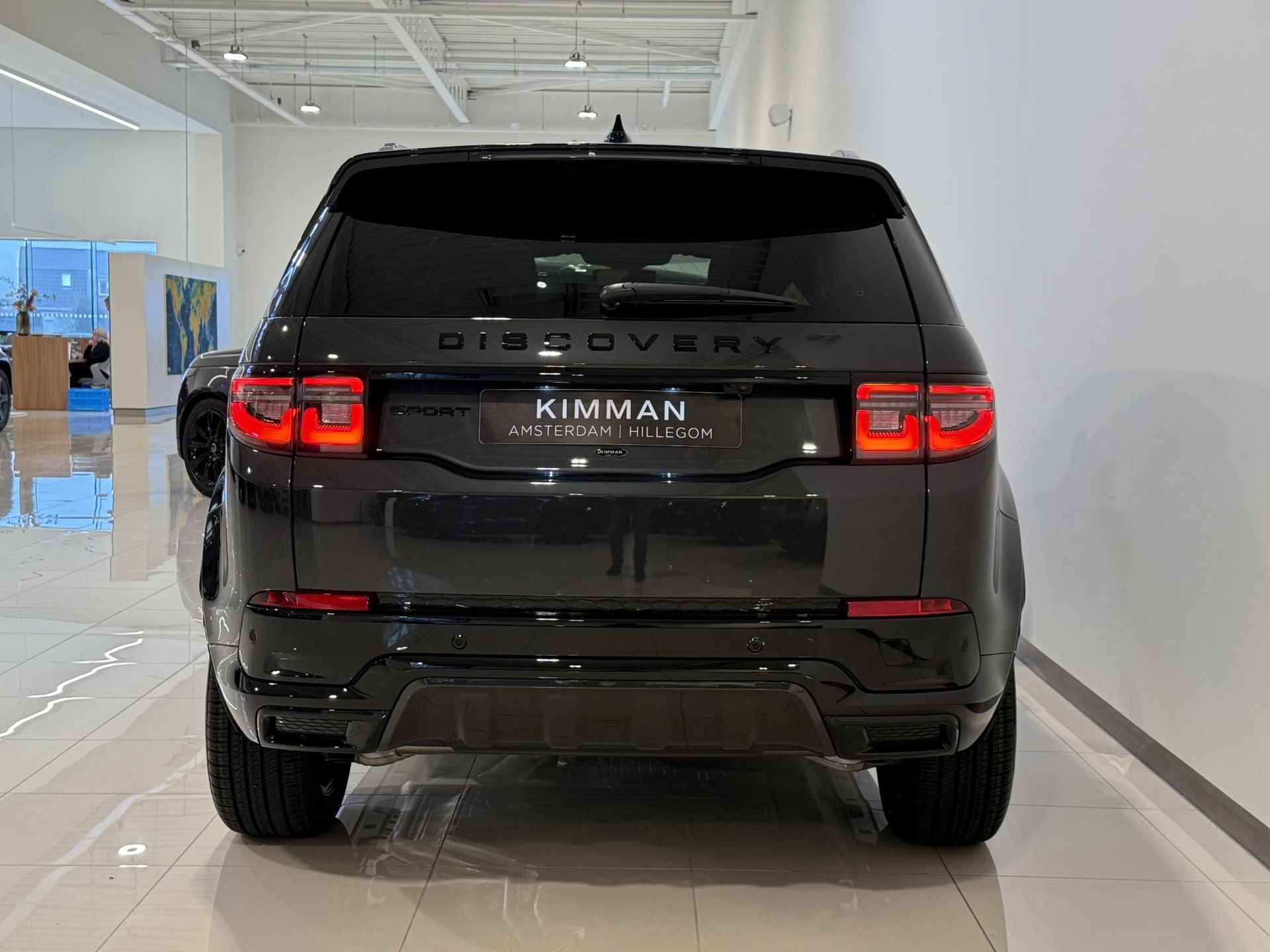 Land Rover Discovery Sport 1.5 P270e PHEV Dynamic Edition | Panoramadak | 20 inch Gloss Black | Black Pack | Cold Climate pack | NIEUW | Direct uit voorraad Leverbaar! - 5/27