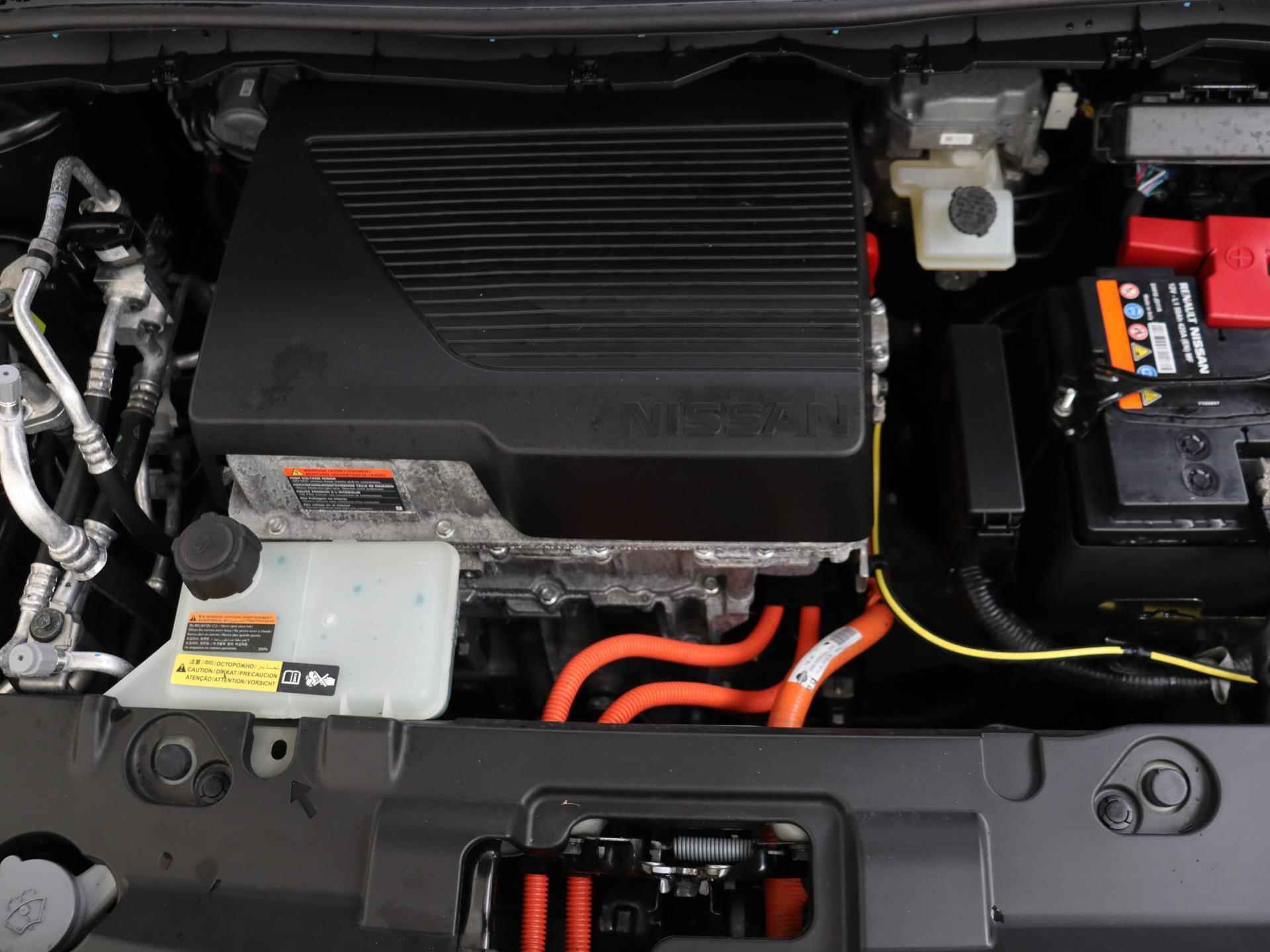 Nissan LEAF N-Connecta 40 kWh | 360 Camera's | Stuur en stoelverwarming - 11/35