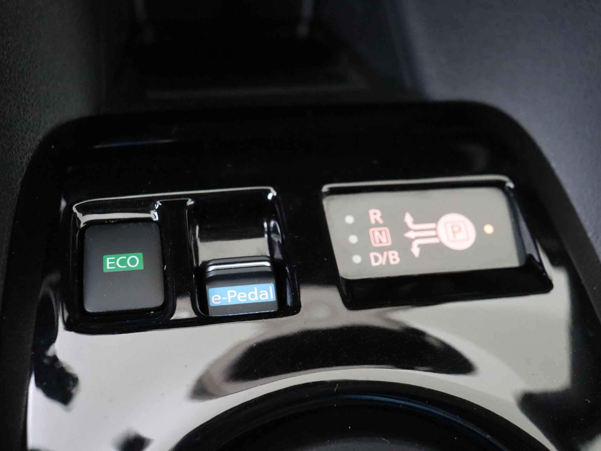 Nissan LEAF N-Connecta 40 kWh | 360 Camera's | Stuur en stoelverwarming - 29/35