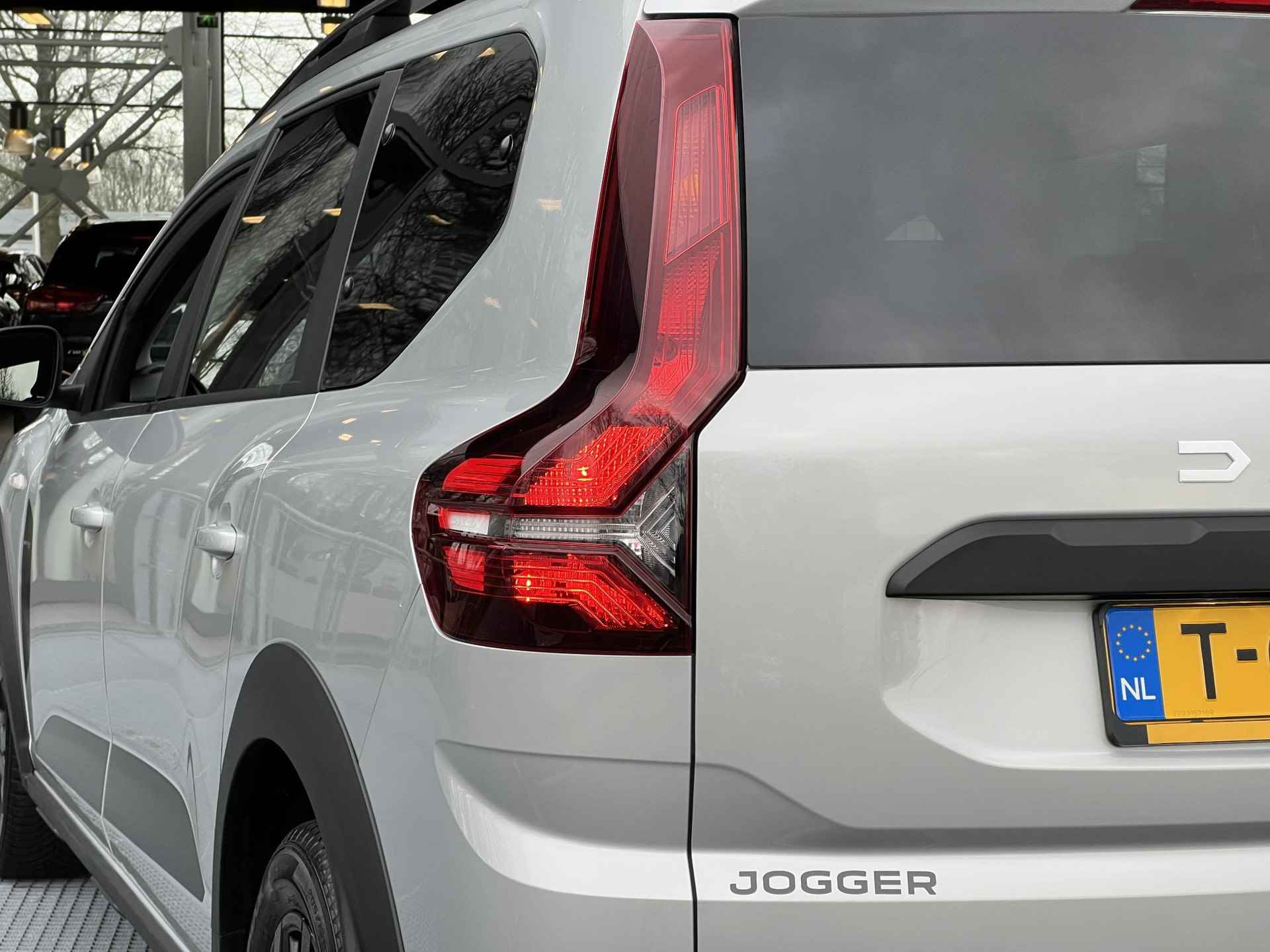 Dacia Jogger 1.0 TCe 110 Extreme 7p. | Achteruitrijcamera | Navigatie | Apple Carplay - 15/35