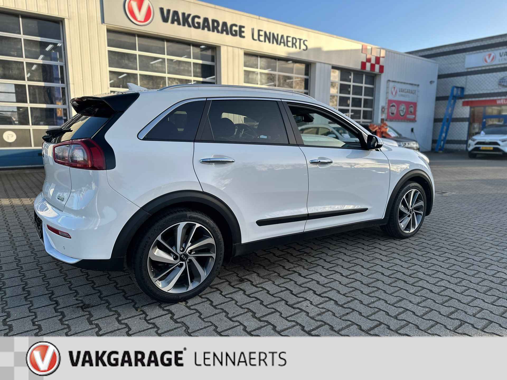 Kia Niro 1.6 GDi Hybrid ExecutiveLine Trekhaak (BOVAG/RIJKLAARPRIJS) - 15/32