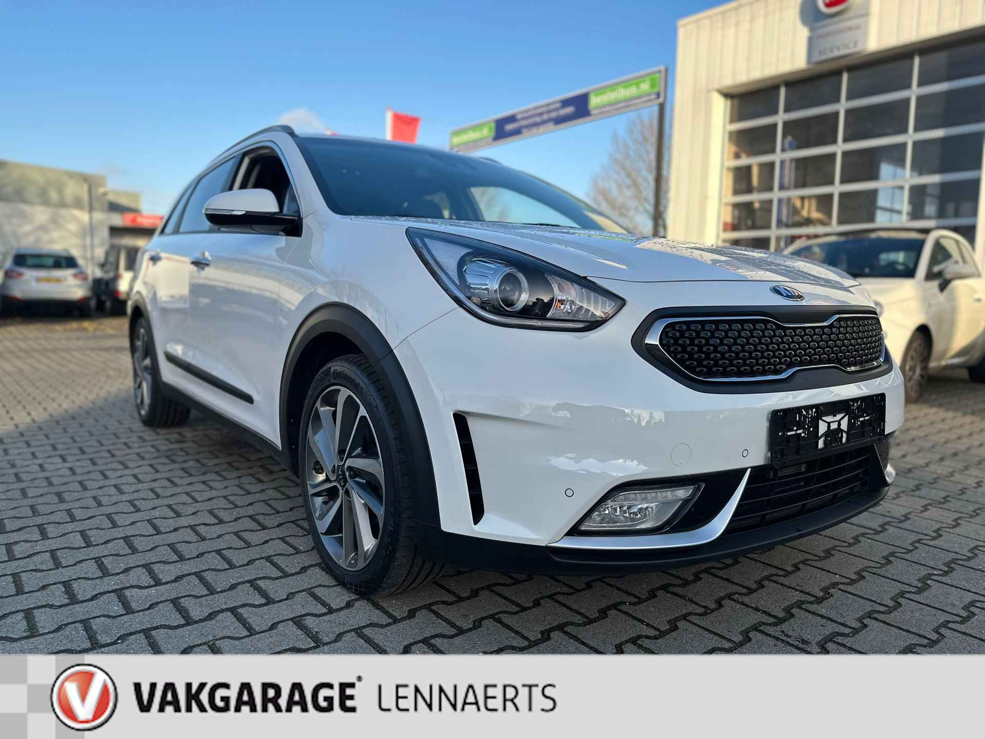 Kia Niro 1.6 GDi Hybrid ExecutiveLine Trekhaak (BOVAG/RIJKLAARPRIJS) - 32/32