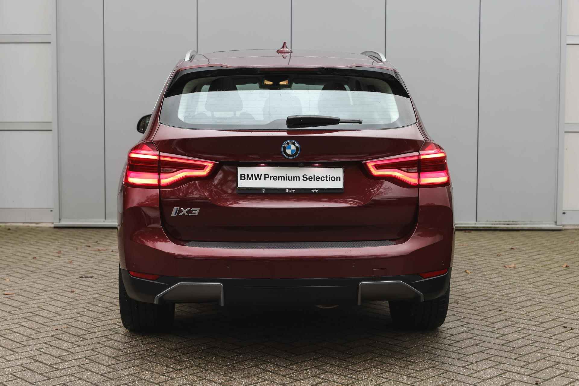 BMW iX3 High Executive / Trekhaak / Adaptieve LED / Sportstoelen / Parking Assistant Plus / Comfort Access / Live Cockpit Professional - 8/41