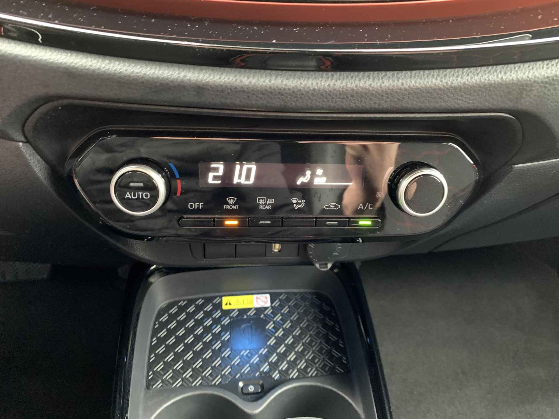 Toyota Aygo X 1.0 VVT-i S-CVT Envy Apple carplay/android auto| Lichtmetalen velgen | Climate Control | Cruise control adaptief | Navigatie | Achteruitrijcamera | - 18/24