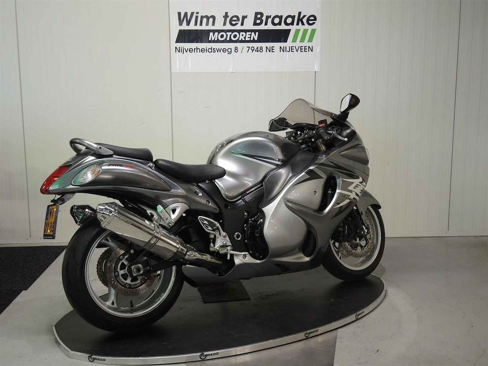 Suzuki GSX-R 1300 Hayabusa - 9/17