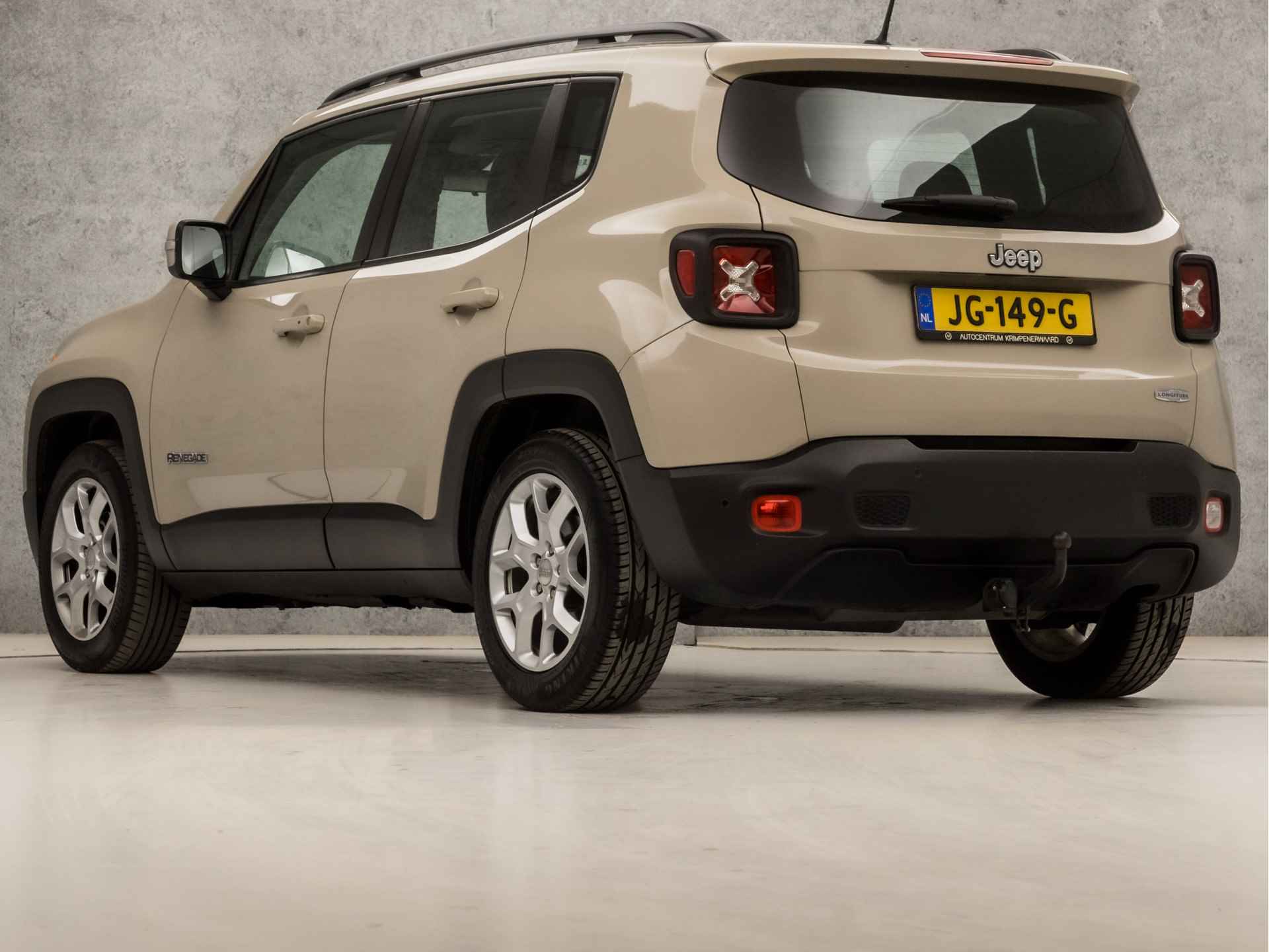 Jeep Renegade 1.4 MultiAir Longitude 141Pk (LOGISCH NAP, NAVIGATIE, CRUISE, PARKEERSENSOREN, SPORTSTOELEN, TREKHAAK, BLUETOOTH, NIEUWE APK, NIEUWSTAAT) - 3/36