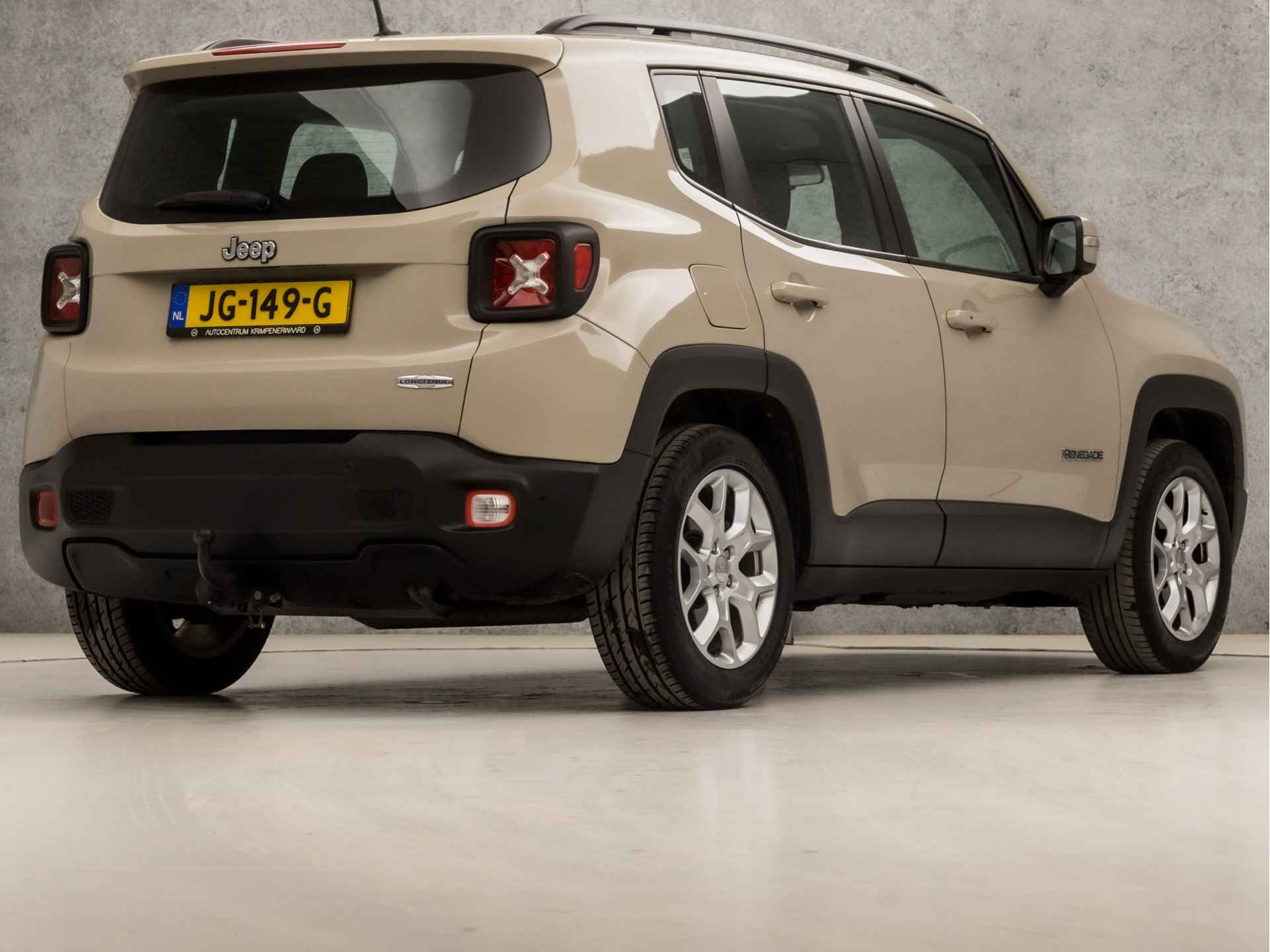 Jeep Renegade 1.4 MultiAir Longitude 141Pk (LOGISCH NAP, NAVIGATIE, CRUISE, PARKEERSENSOREN, SPORTSTOELEN, TREKHAAK, BLUETOOTH, NIEUWE APK, NIEUWSTAAT) - 5/36