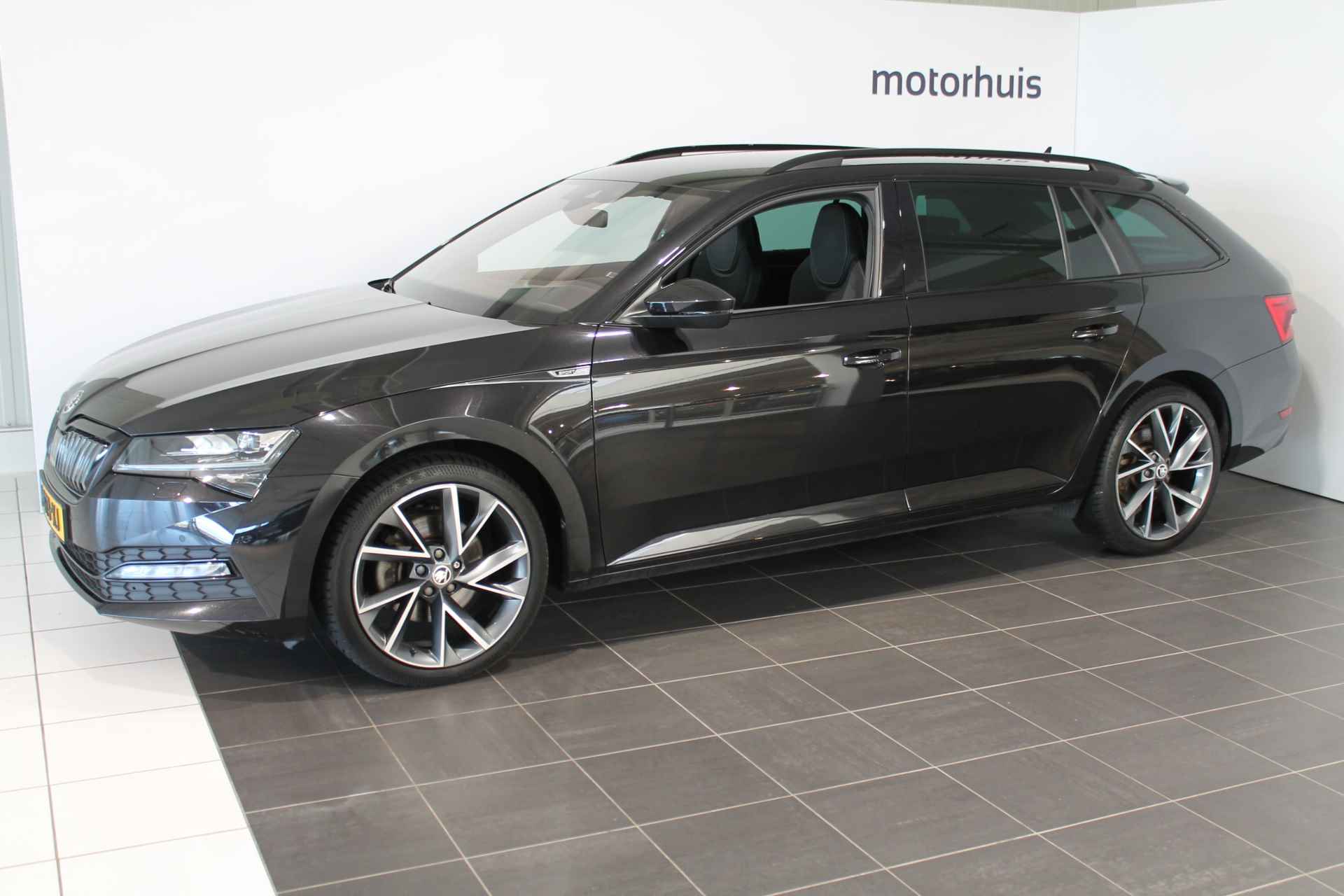 Skoda Superb Combi 1.4 TSI iV PHEV 218PK AUTOMAAT SPORTLINE CANTON VIRTUAL TREKHAAK NAVI CAMERA - 3/49