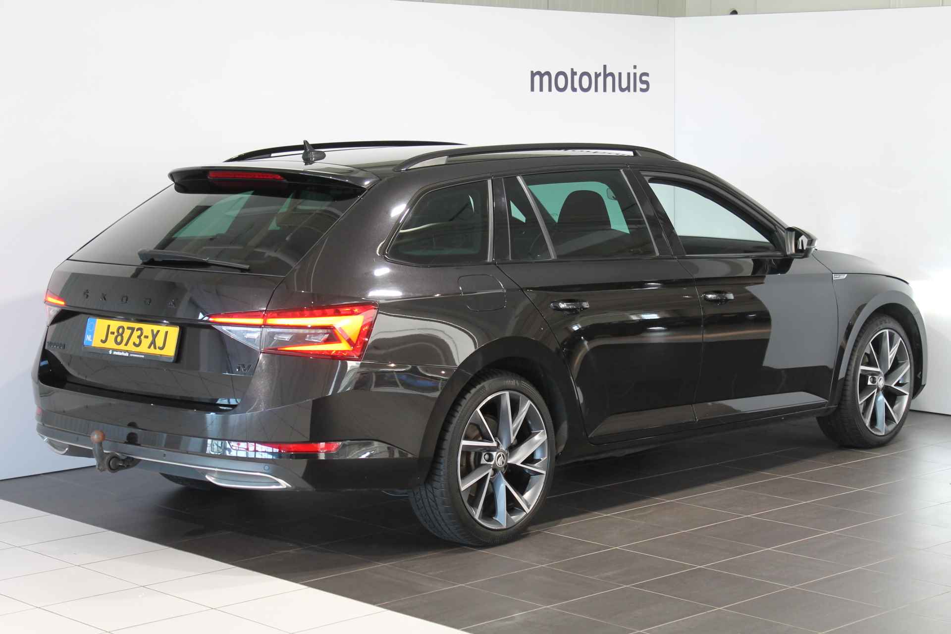 Skoda Superb Combi 1.4 TSI iV PHEV 218PK AUTOMAAT SPORTLINE CANTON VIRTUAL TREKHAAK NAVI CAMERA - 4/49