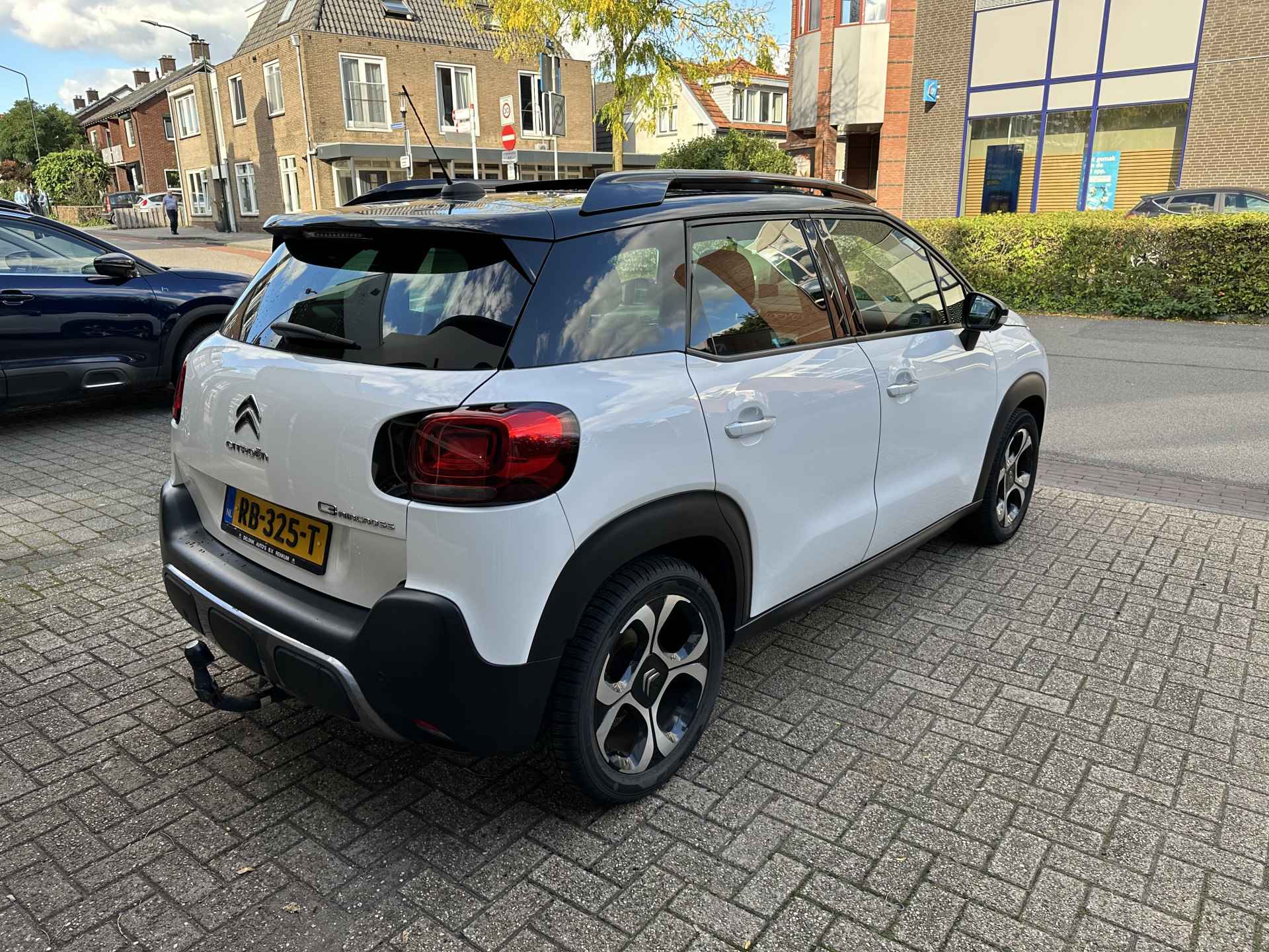 Citroën C3 Aircross 1.2 PureTech S&S Shine All-in prijs Trekhaak/Camera achter/keyless/parkeer sens v+a - 5/25