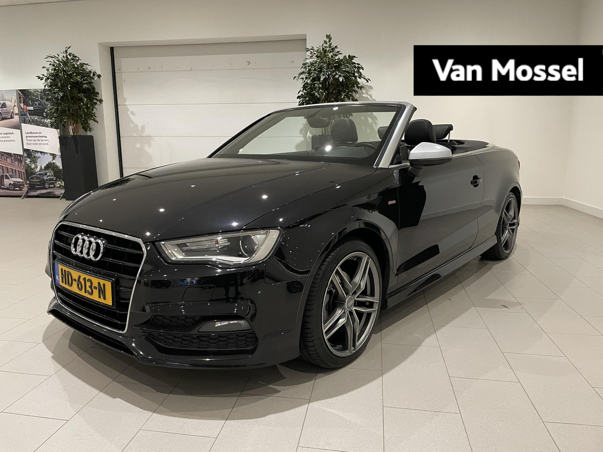 Audi A3 Cabriolet 1.4 TFSI CoD Ambition Pro Line S Open Days 140 PK | Nekverwarming | Navigatie | Bluetooth | Stoelverwarming | Climate Control | Start Stop Systeem | Parkeersensoren | Elektrische Handrem | Verwarmbare Buitenspiegels | Elektrisch Bedienbare Ramen |