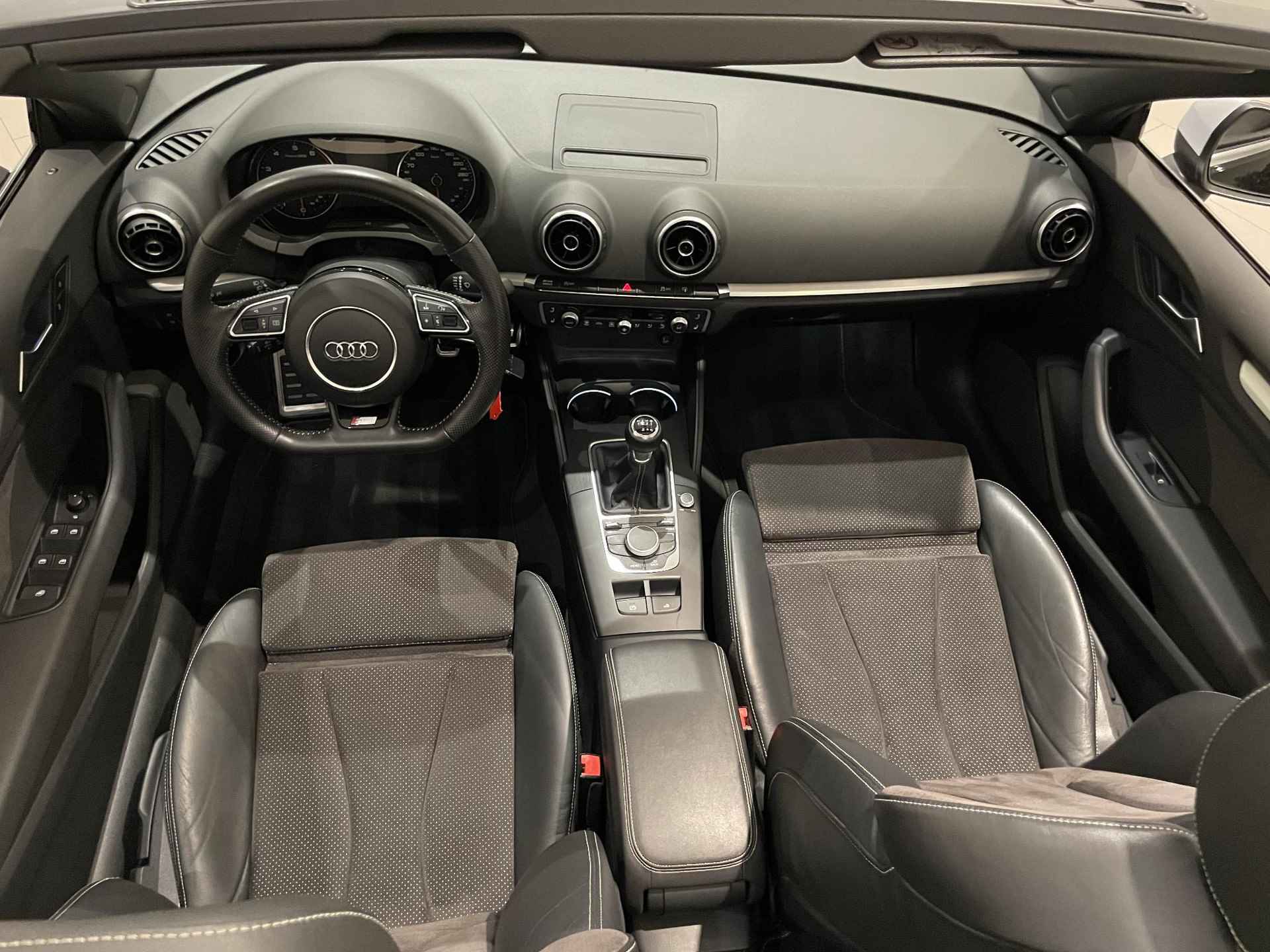 Audi A3 Cabriolet 1.4 TFSI CoD Ambition Pro Line S Open Days 140 PK | Nekverwarming | Navigatie | Bluetooth | Stoelverwarming | Climate Control | Start Stop Systeem | Parkeersensoren | Elektrische Handrem | Verwarmbare Buitenspiegels | Elektrisch Bedienbare Ramen | - 12/36