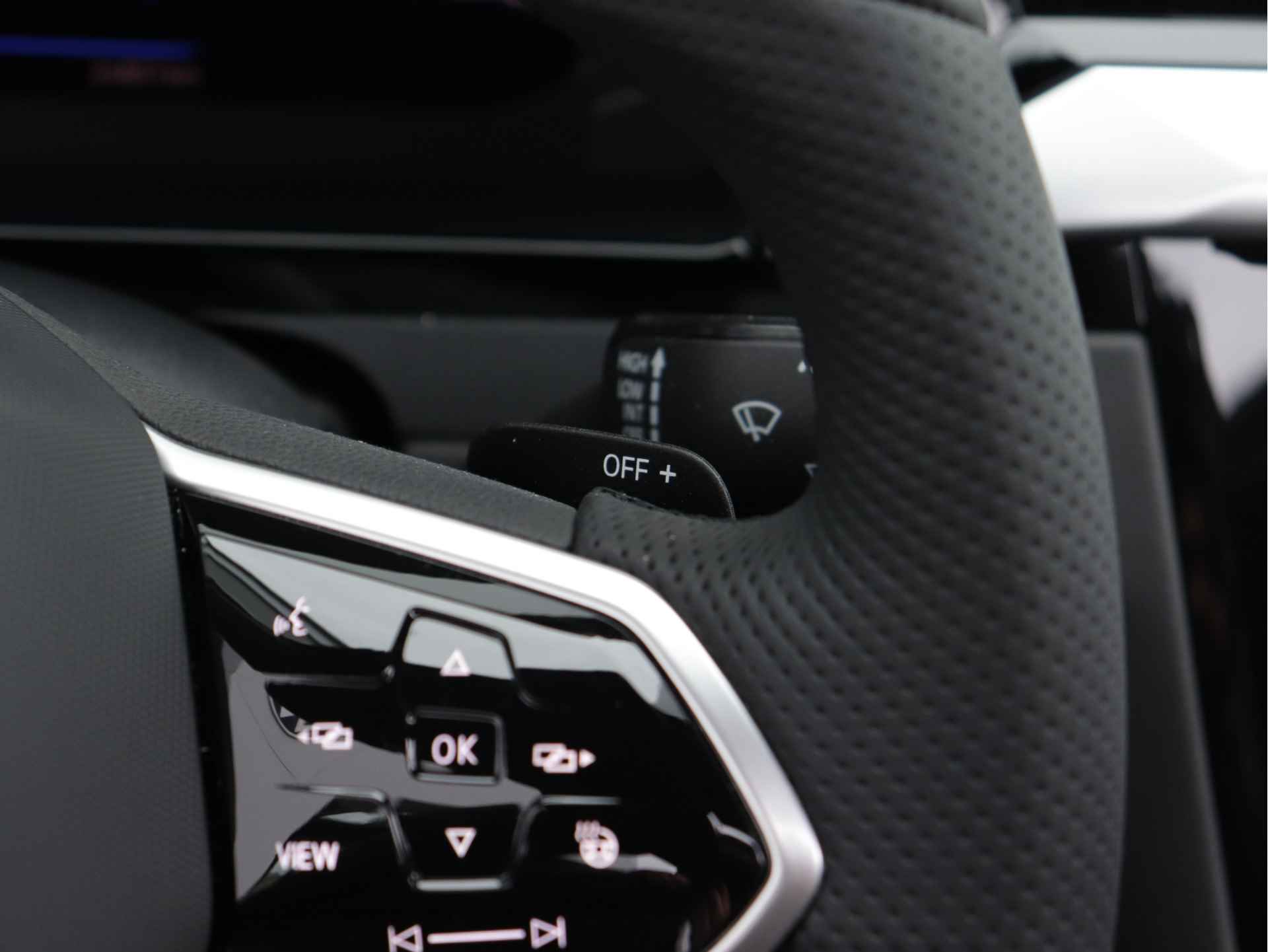 Volkswagen Arteon Shooting Brake 2.0 TSI R-Line Business 190pk Automaat | Leder | Panorama dak | Camera | Keyless | Navigatie | - 34/63