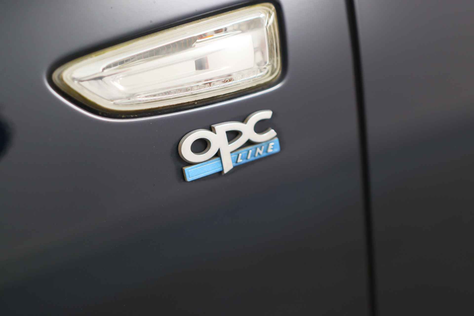 Opel Insignia Sports Tourer 1.6 Turbo 200pk Innovation | 1e Eigenaar! | OPC-Line | AGR | Navi | Clima | Camera | LED | Keyless | Parkeersensor - 27/41