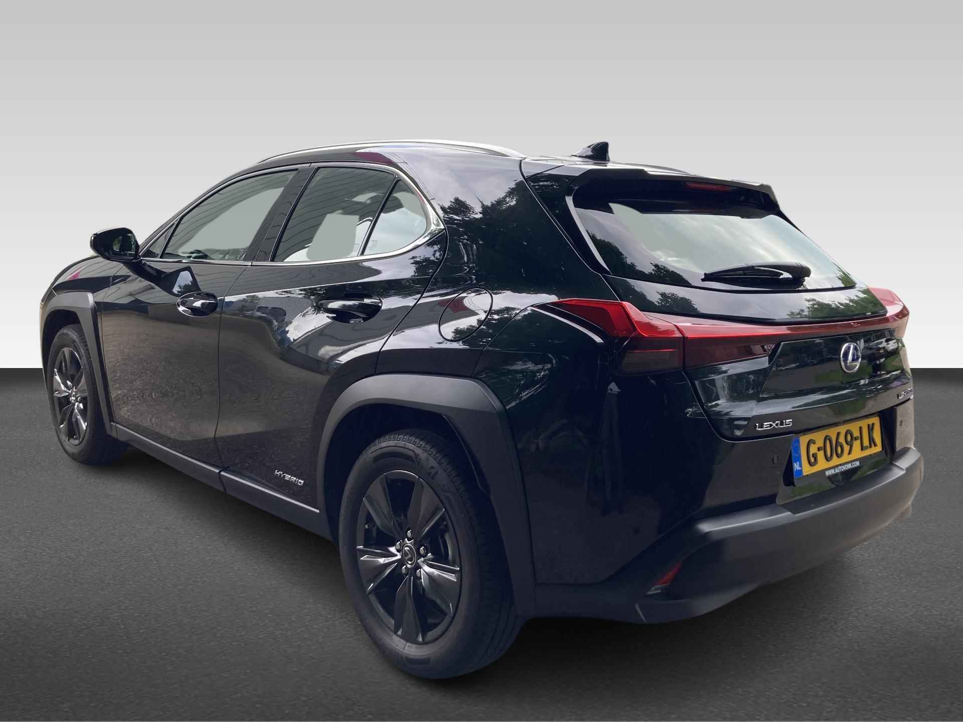 Lexus UX 250h Business Line - 3/20