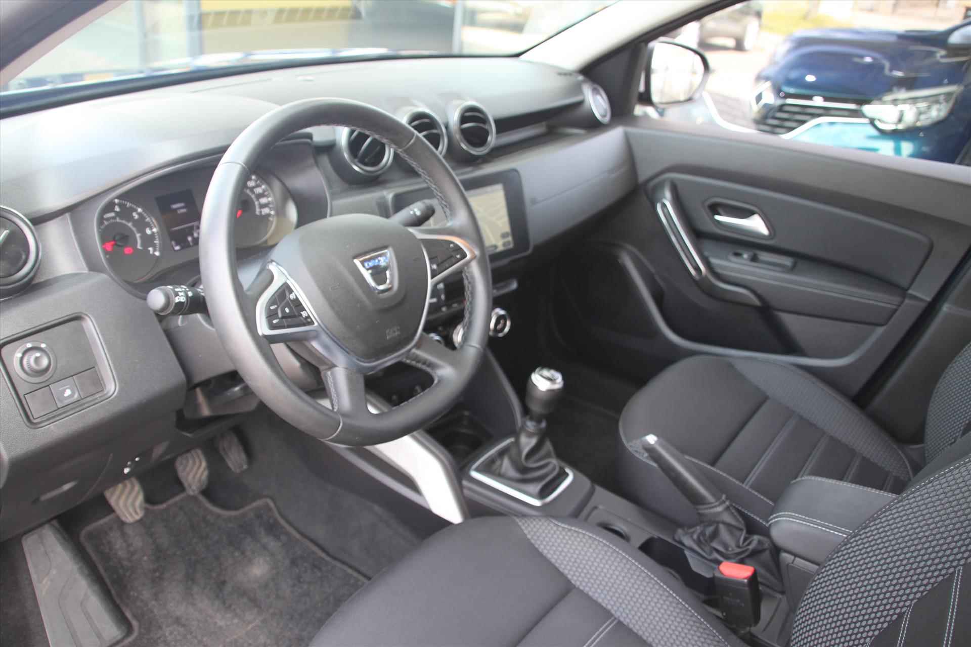 DACIA Duster 130PK-4X2-PRESTIGE-19DKM-NAVI-CLIMA-LMV-CAMERA- - 12/30