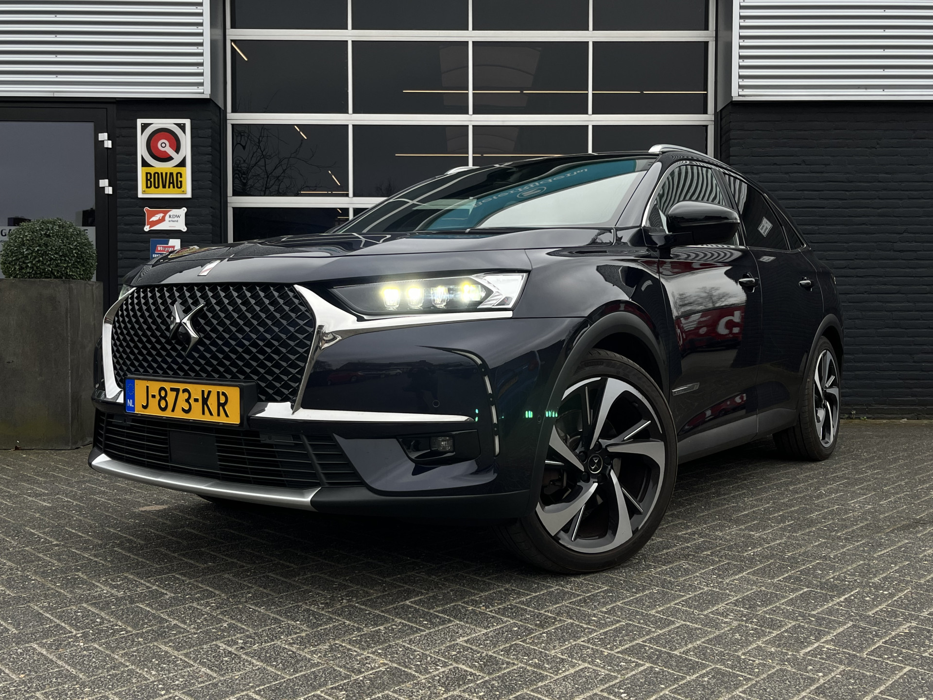 DS 7 Crossback E-Tense 4x4 Business, Massage, Camera, Trekhaak, Memory, RIVOLI