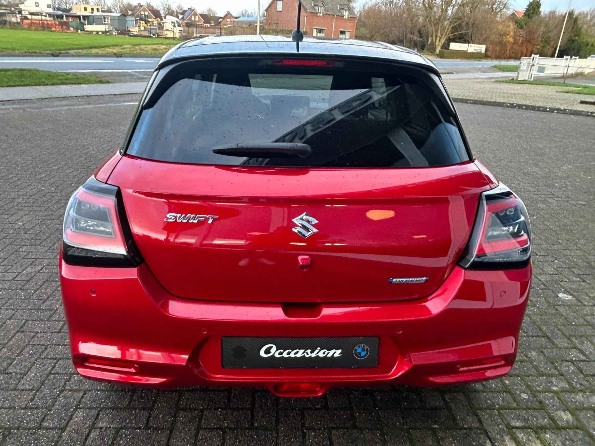 Suzuki Swift 1.2 Style Smart Hybrid - NIEUW MODEL - Navi - Camera - PDC - STIJL - 4/24