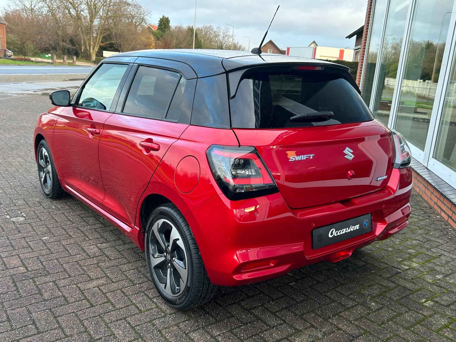 Suzuki Swift 1.2 Style Smart Hybrid - NIEUW MODEL - Navi - Camera - PDC - STIJL - 6/24