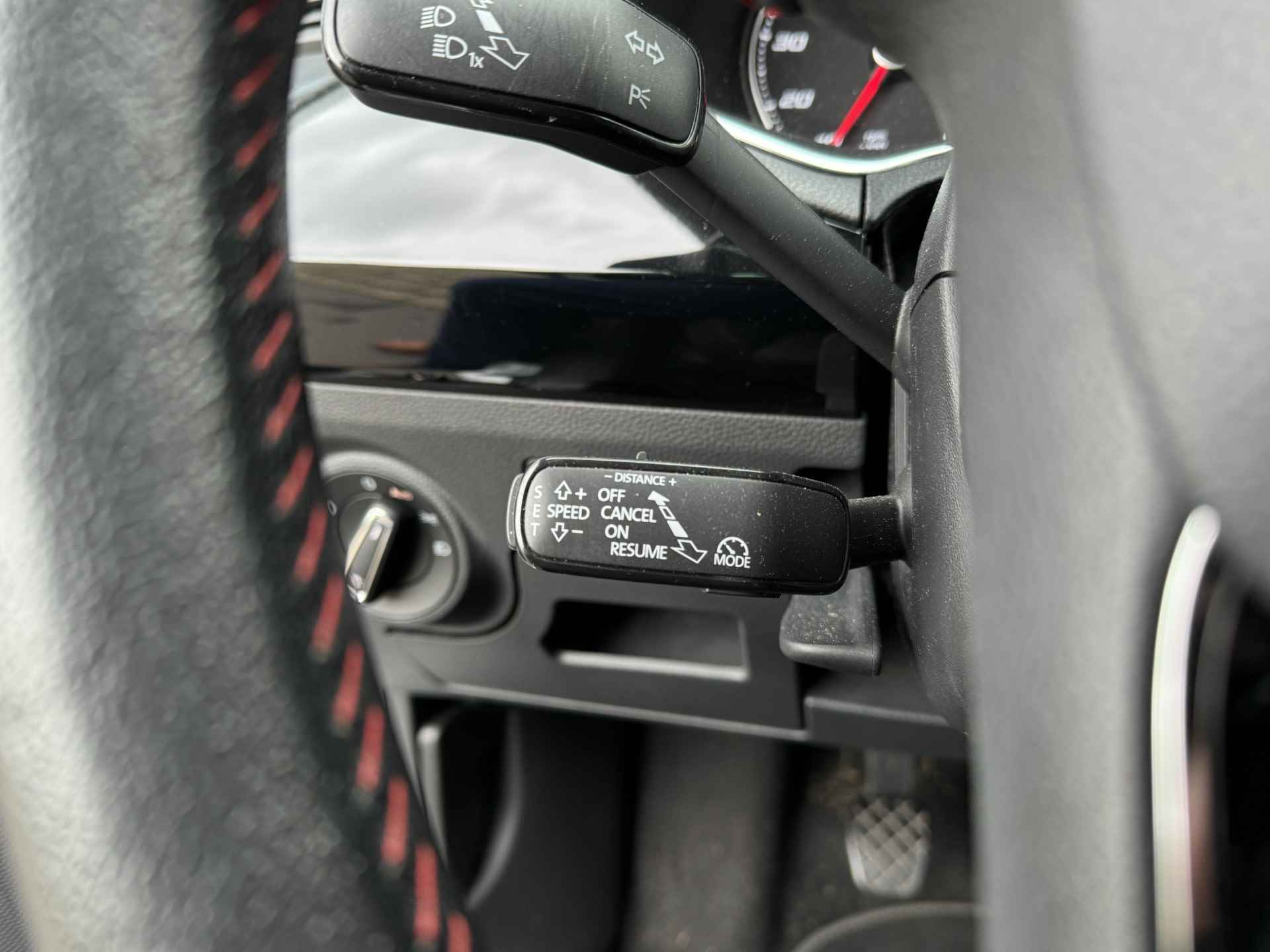 SEAT Ibiza 1.0 TSI 115PK FR Business Intense | Stoelverwarming | ACC | Camera | PDC V/A | Keyless | Navi | Carplay | Trekhaak - 40/42