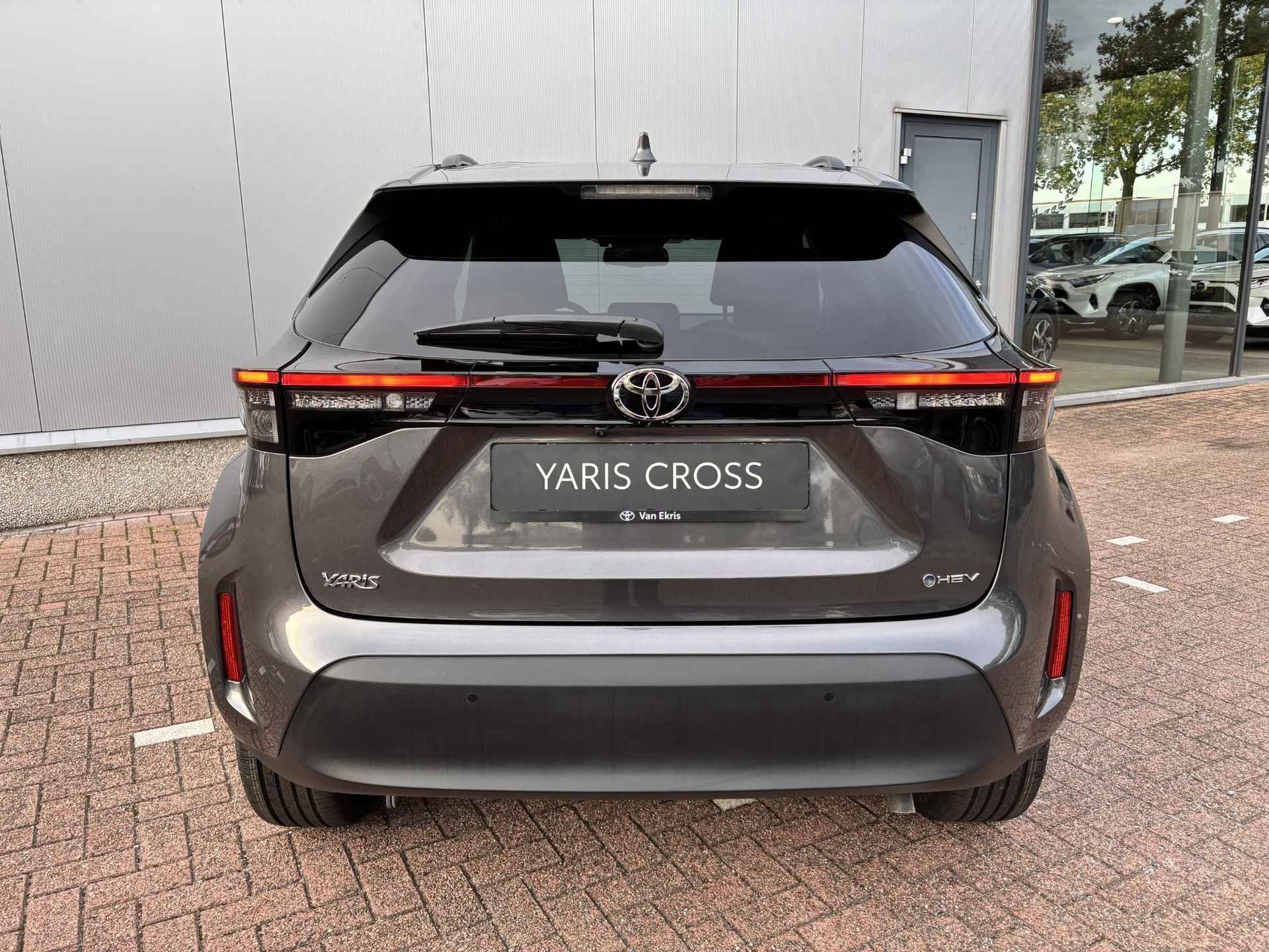 Toyota Yaris Cross 1.5 Hybrid 130pk First Edition Limited, BSM, Stoelverwarming, stuurverwarming - 49/59