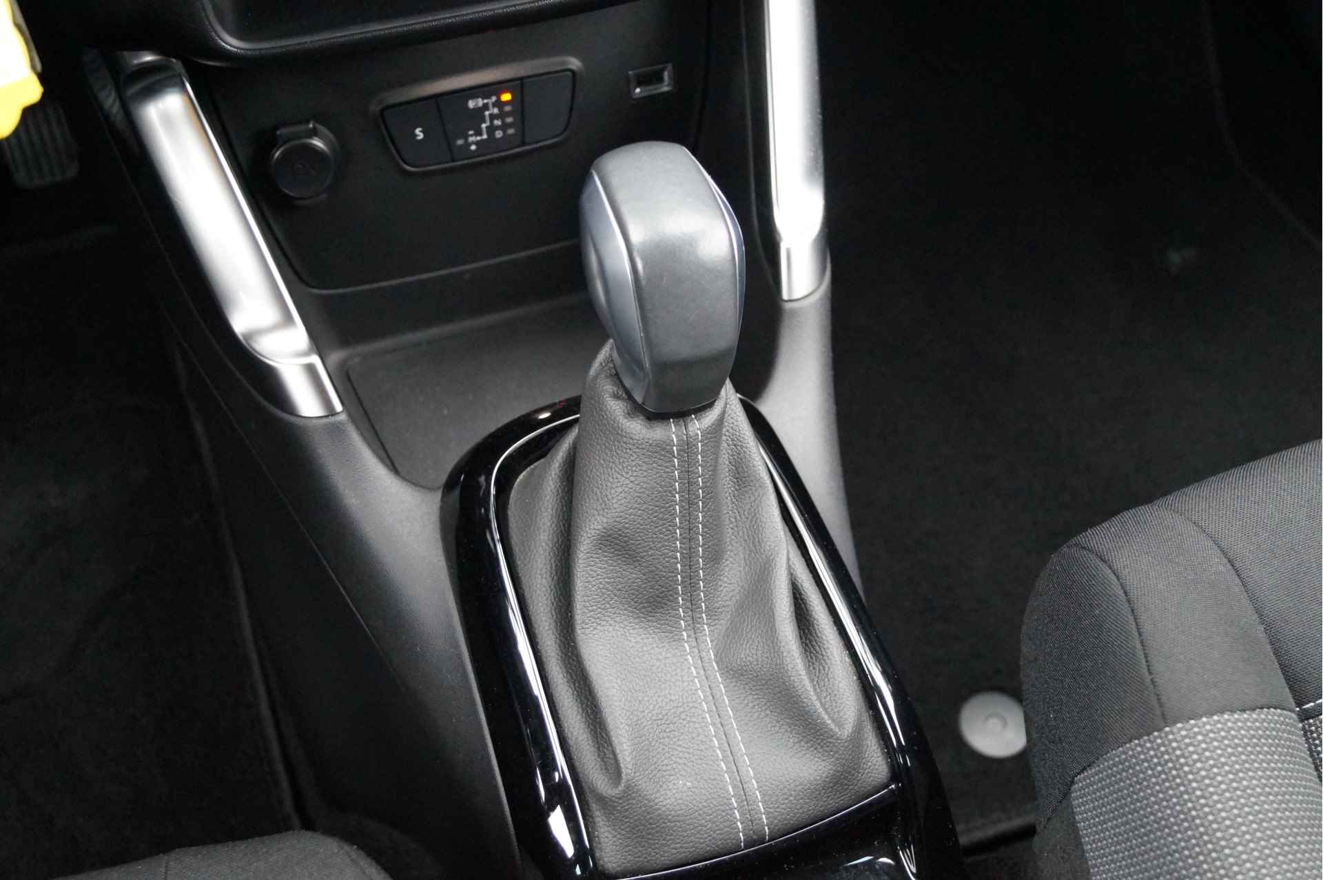 Citroën C3 Aircross 1.2 PureTech Feel 130pk Automaat│CarPlay│Navi│Clima│Cruise│PDC - 24/25