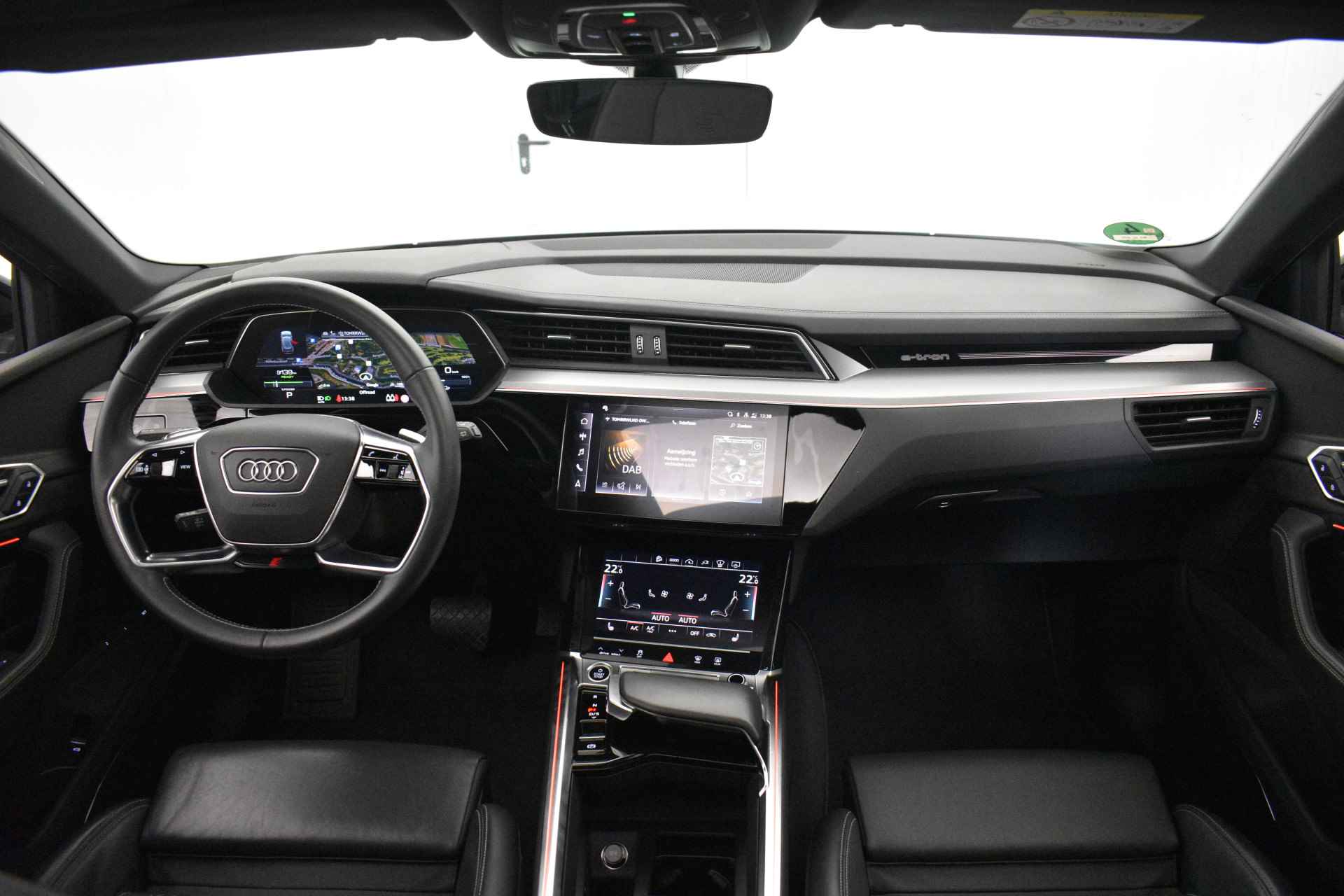 Audi e-tron 55 quattro 408 PK RS-Seats Black-Optic S-Line 21” Panodak 360º Camera Trekhaak - 43/50