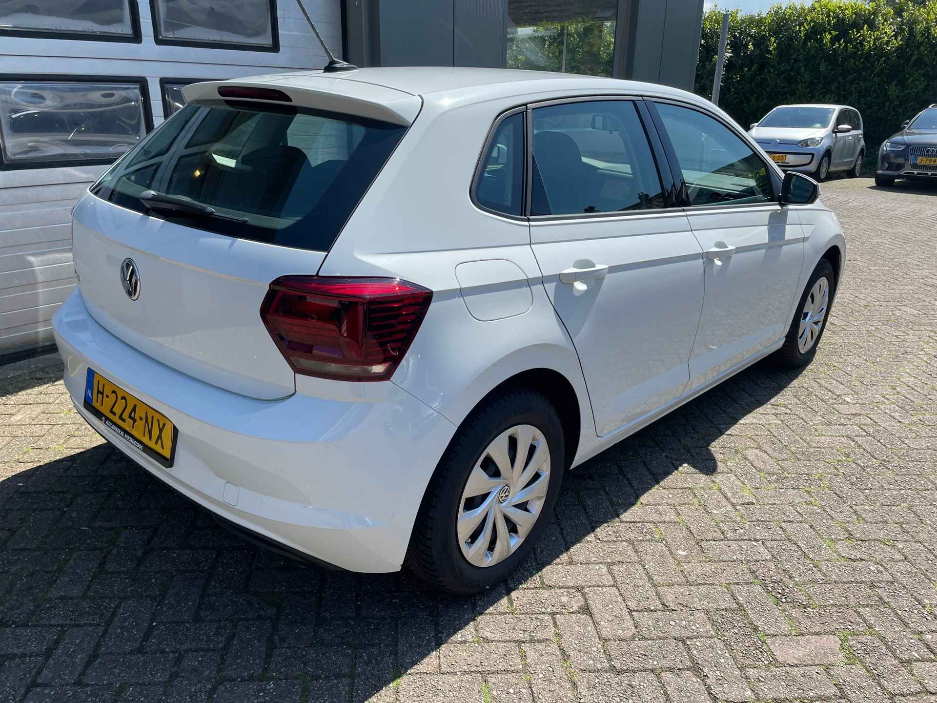 Volkswagen Polo 1.0 TSI Comfortline - 4/16