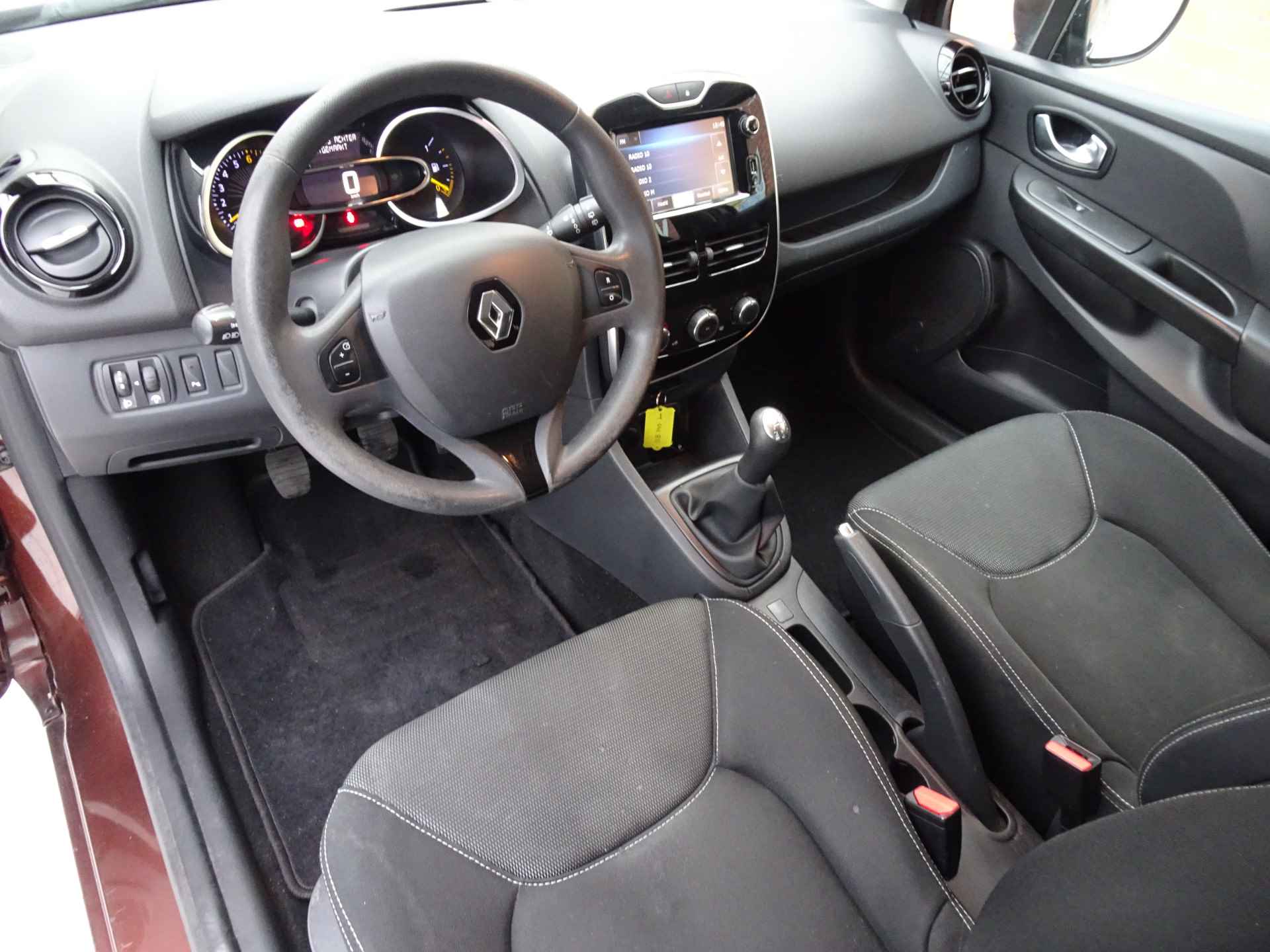 Renault Clio 1.2 Collection | Airco | Navigatie | Parkeersensoren | - 5/38