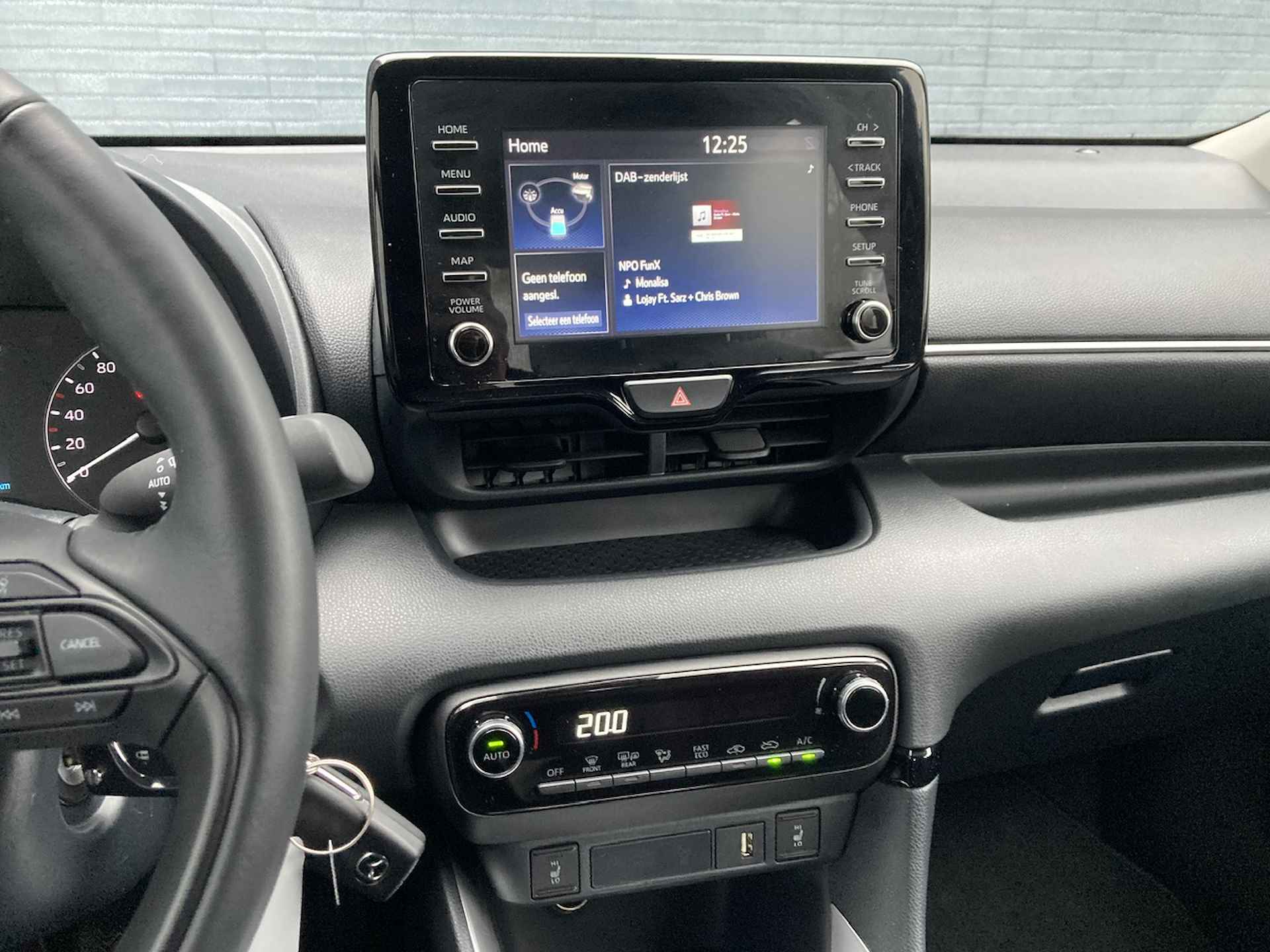 Mazda 2 Hybrid 1.5 Hybrid 116pk Automaat Pure Plus Pack | Adaptieve Cruisecontrol | Stoel/Stuur Verwarming | Navigatie via Apple Car Play | - 5/36