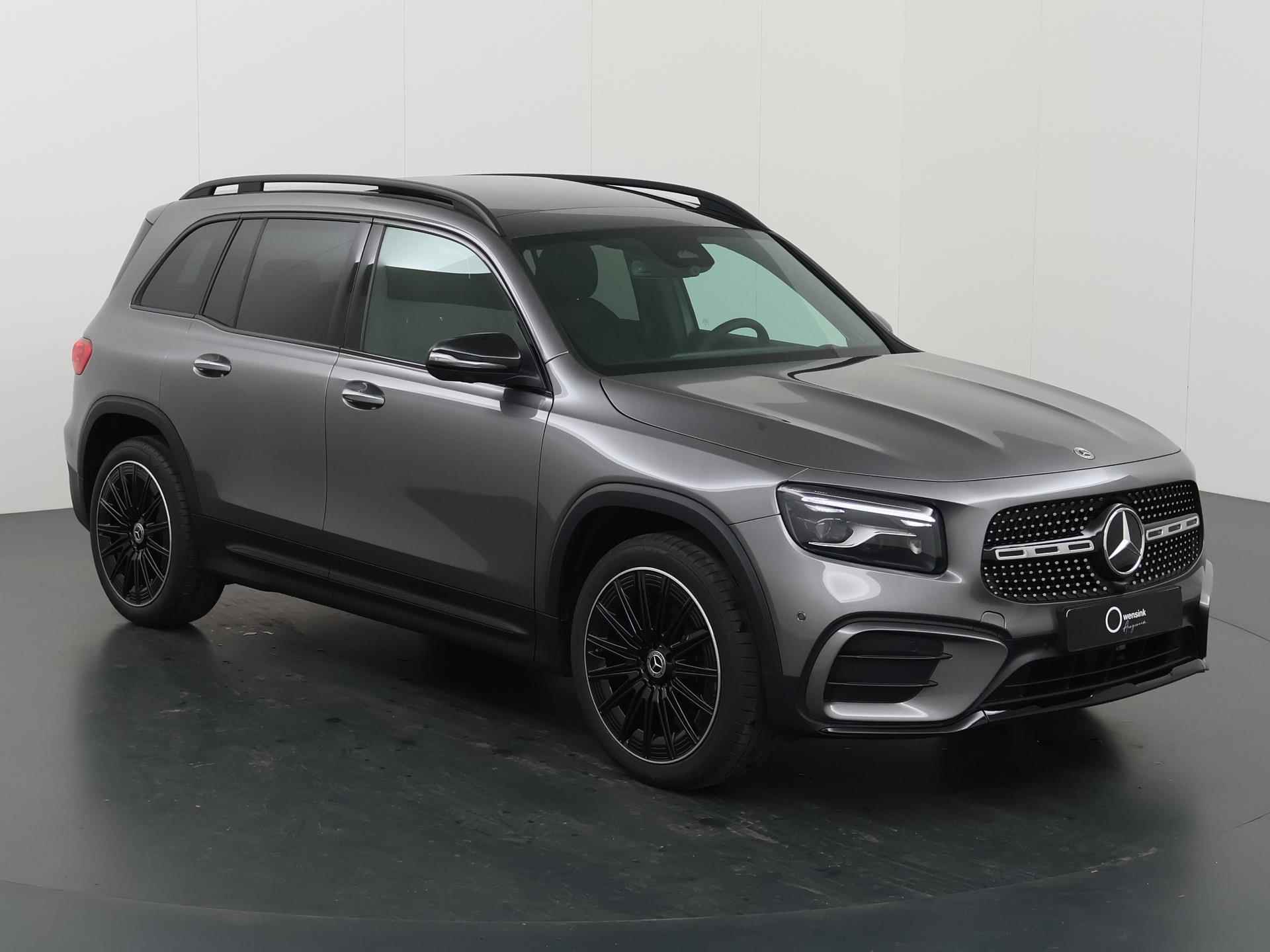 Mercedes-Benz GLB 200 AMG Line | Direct Leverbaar ! | Premium Plus Pakket | Trekhaak | Keyless | HUD | - 24/45