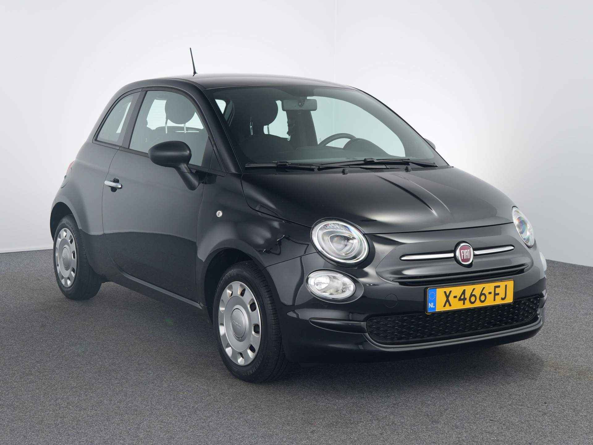 Fiat 500 1.0 Hybrid - 10/28