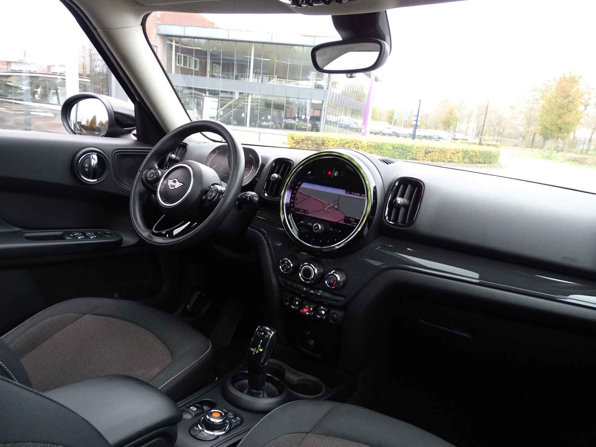 MINI Countryman 1.5 Cooper Business Pano.Dak Led Apple Carplay Nav.Plus 17" LM Velgen - 7/43