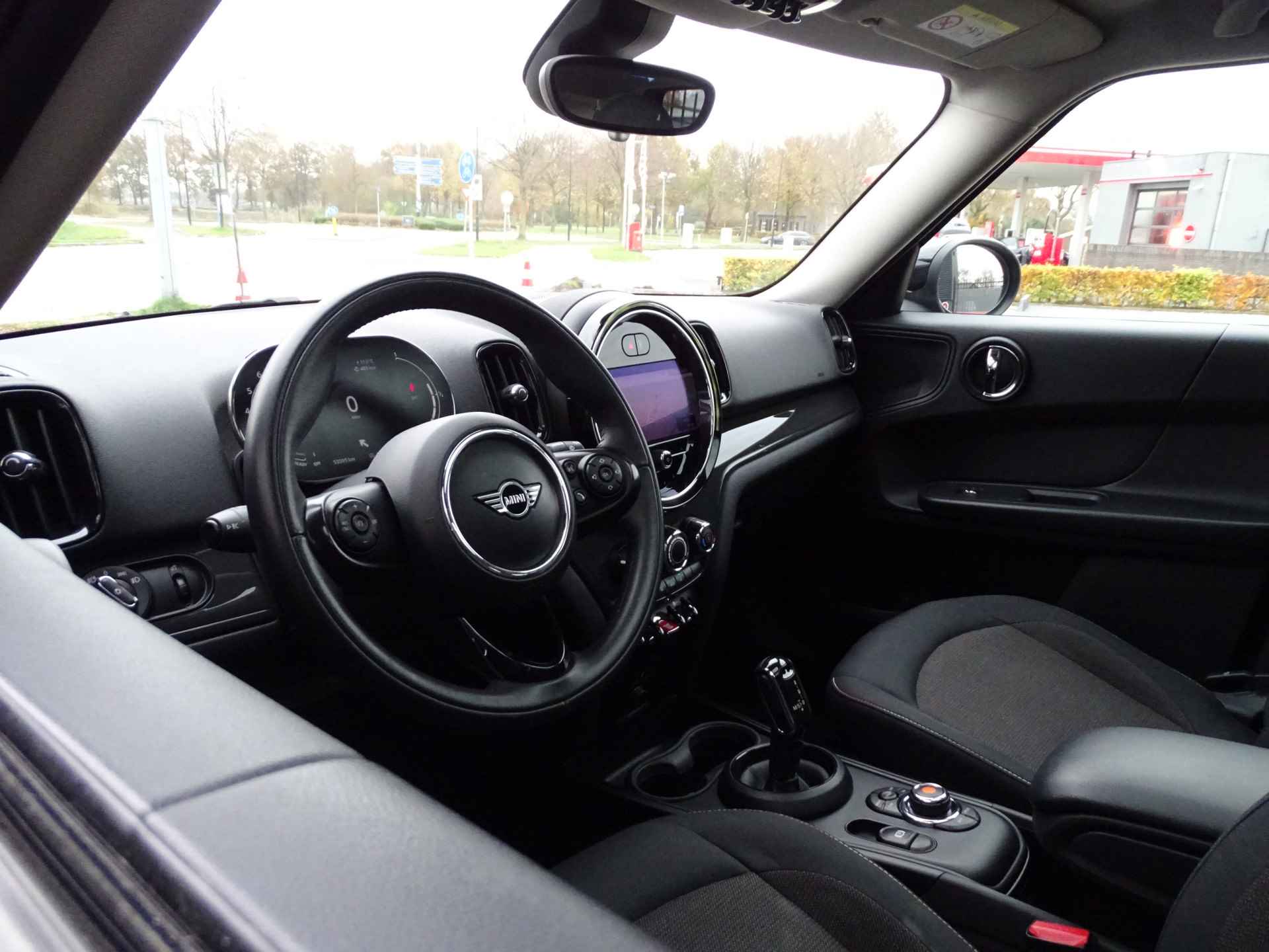 MINI Countryman 1.5 Cooper Business Pano.Dak Led Apple Carplay Nav.Plus 17" LM Velgen - 19/43