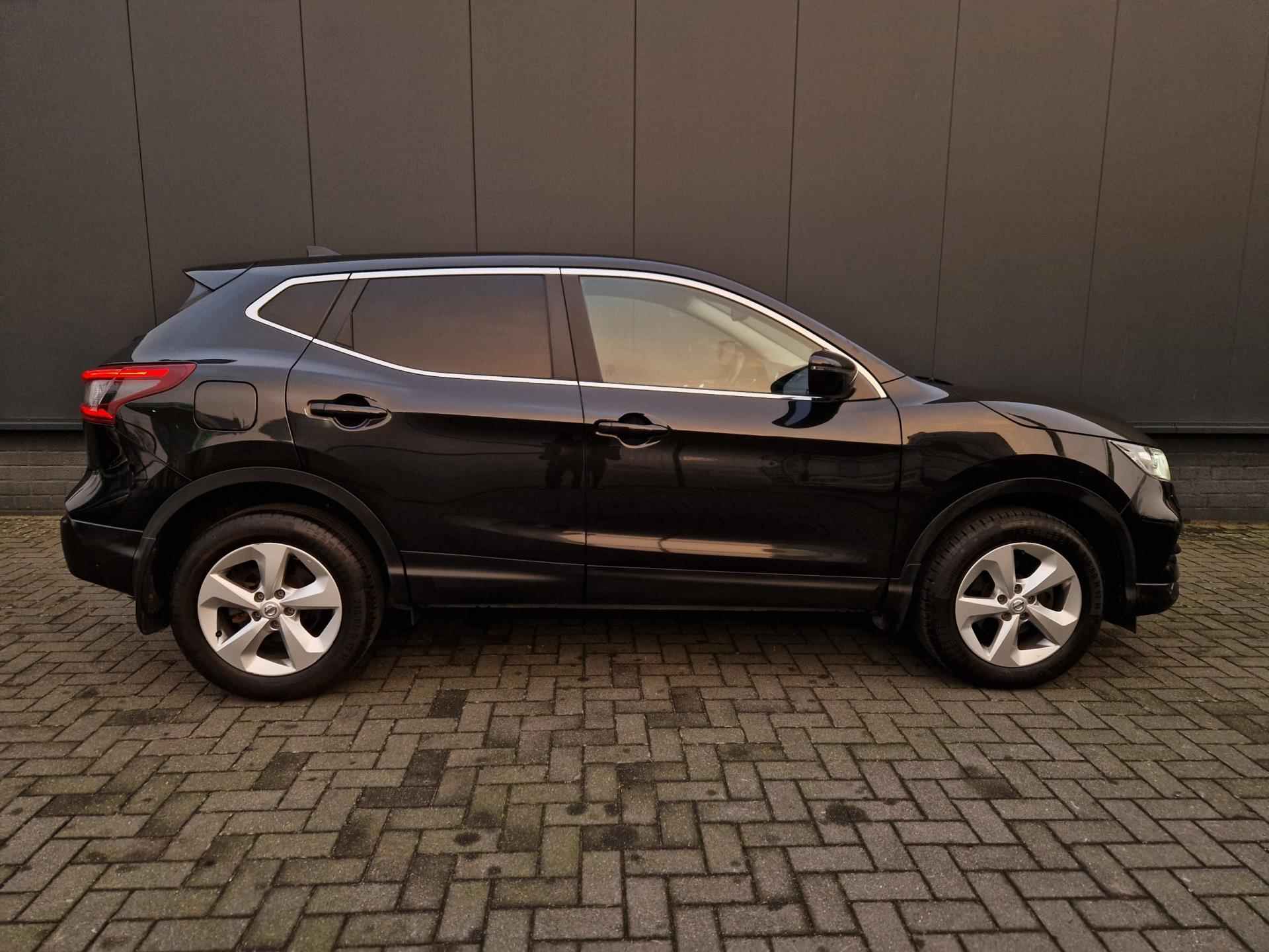 Nissan Qashqai 1.6 dCi aut. 67dkm/stoel verw /camera/trekhaak - 24/28