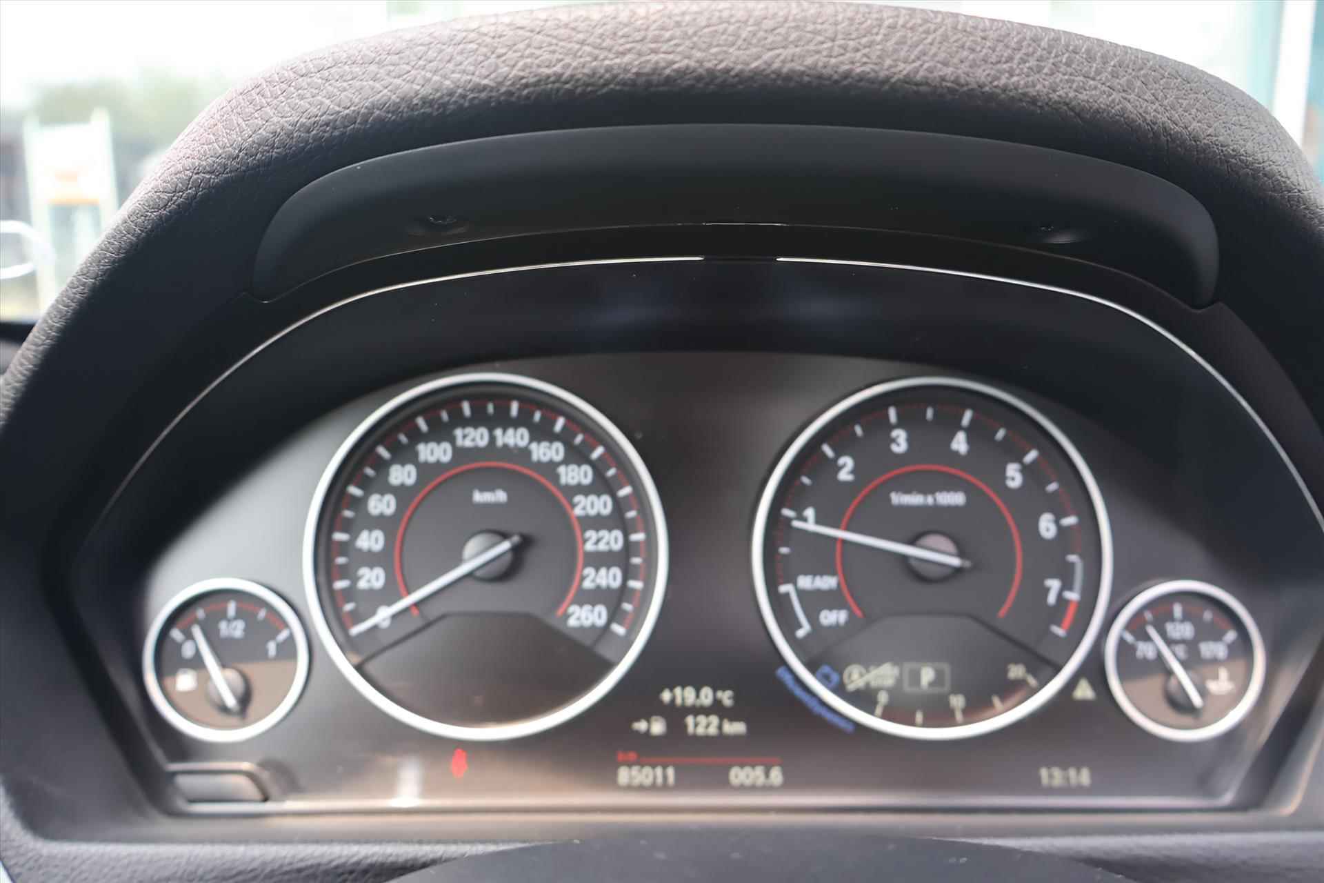 BMW 4-Serie Gran Coupé (f36) 418i M-Sport 136pk Aut | Trekhaak | Pano | Camera | Stoelverwarming - 36/48