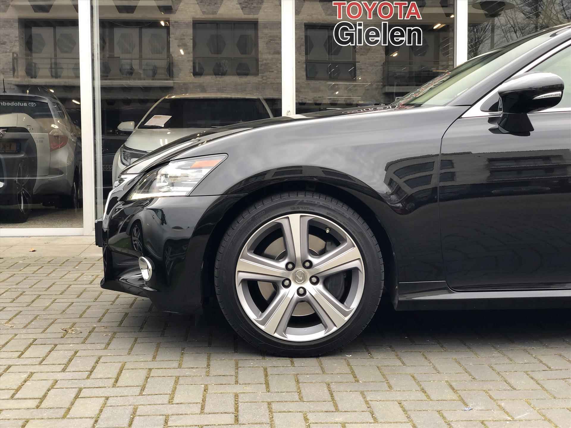 Lexus GS 300h 223PK Luxury Line | Schuifdak, Mark Levinson, Stoelventilatie, Leer, Geheugenfunctie, Navigatie, Dodehoekherkenning, Perfecte staat! - 12/41